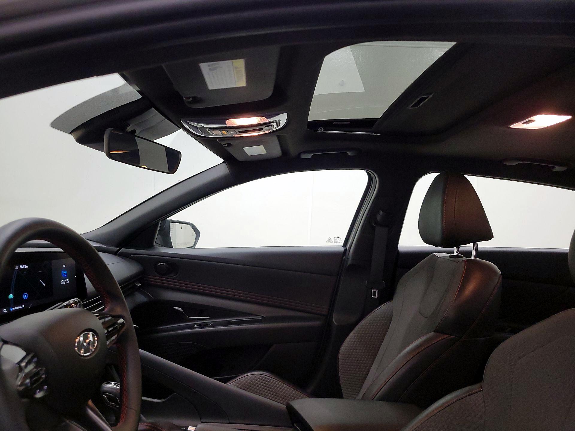 Thumbnail: 2023 Hyundai Elantra - 20