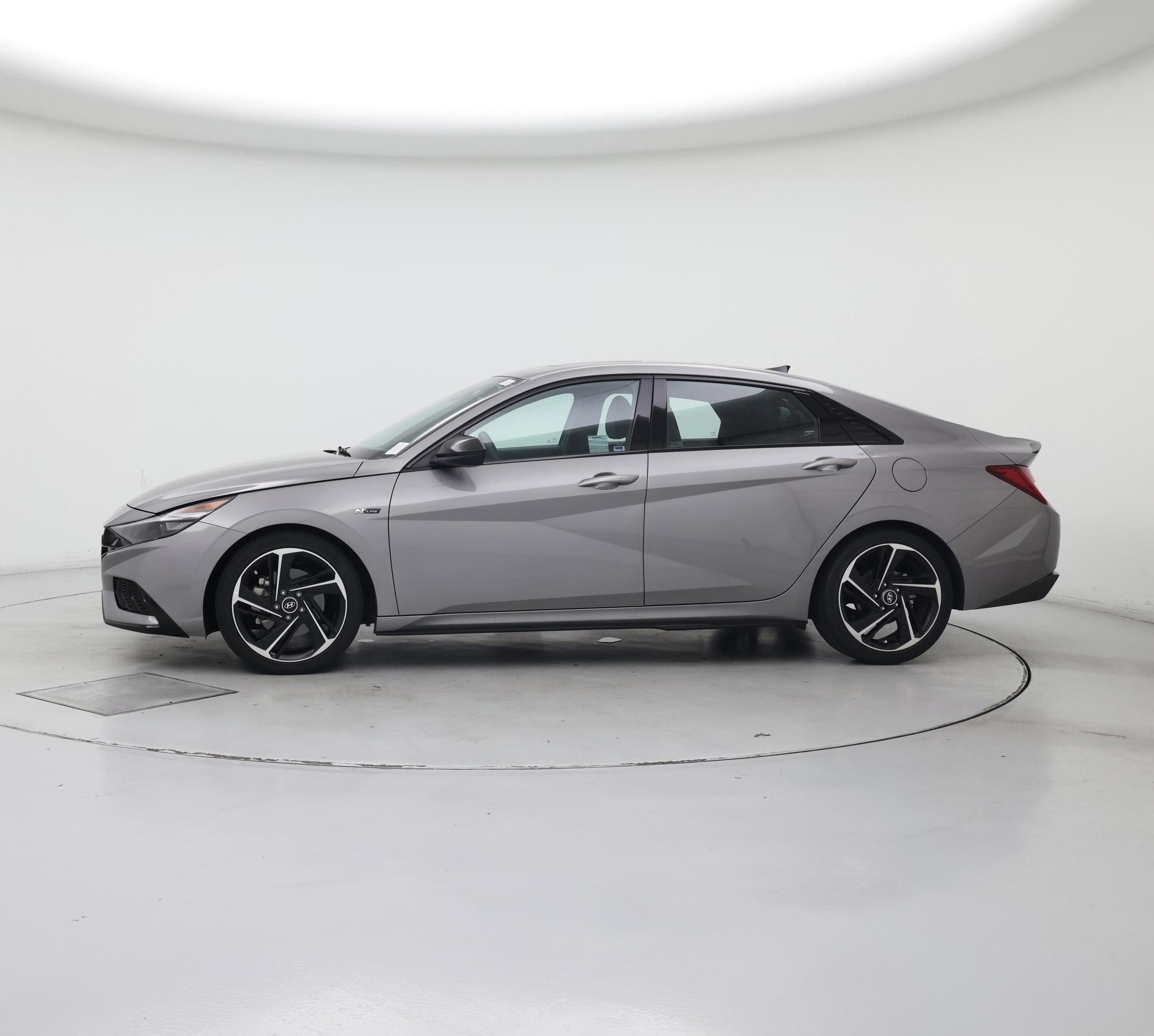 Thumbnail: 2023 Hyundai Elantra - 3