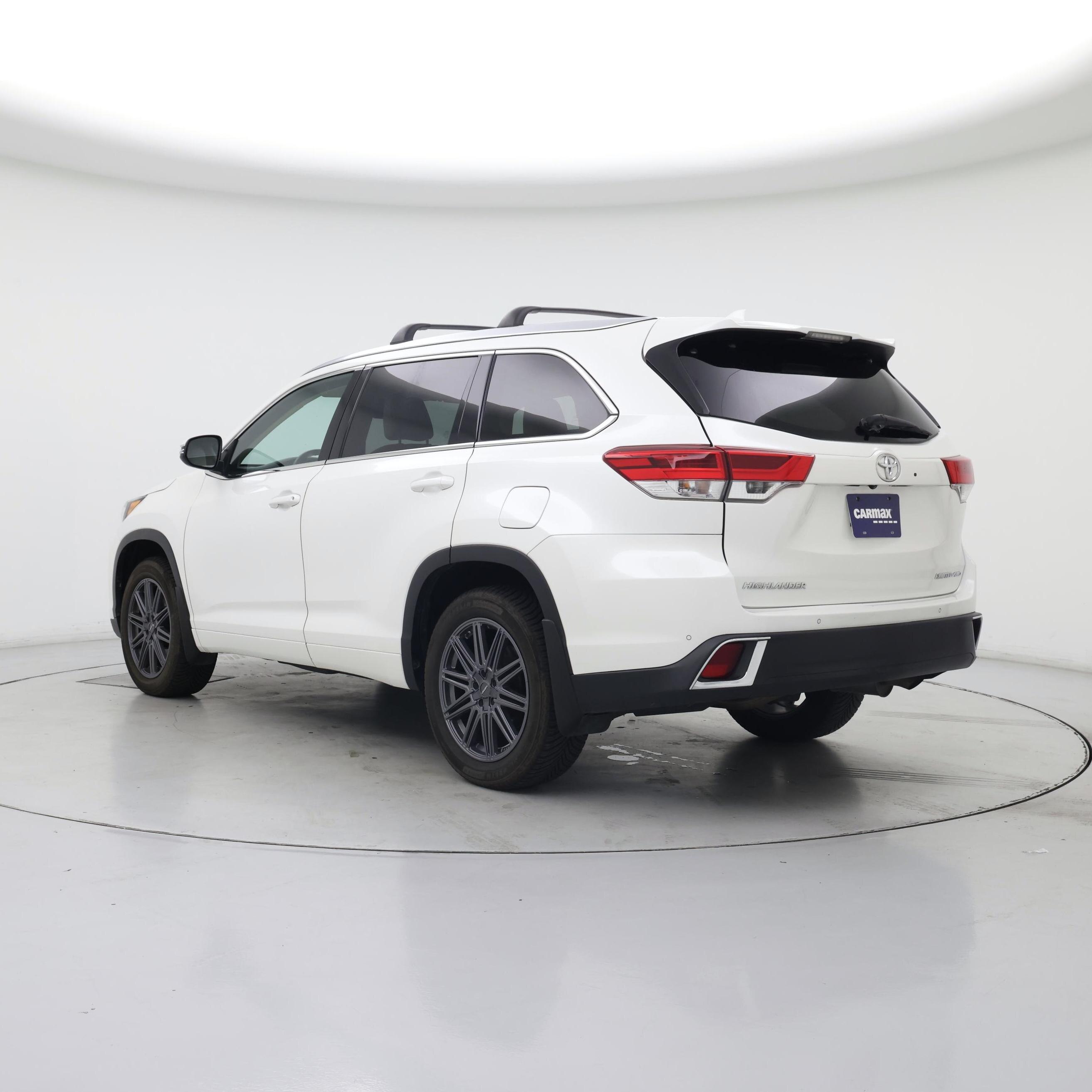 Thumbnail: 2018 Toyota Highlander - 2