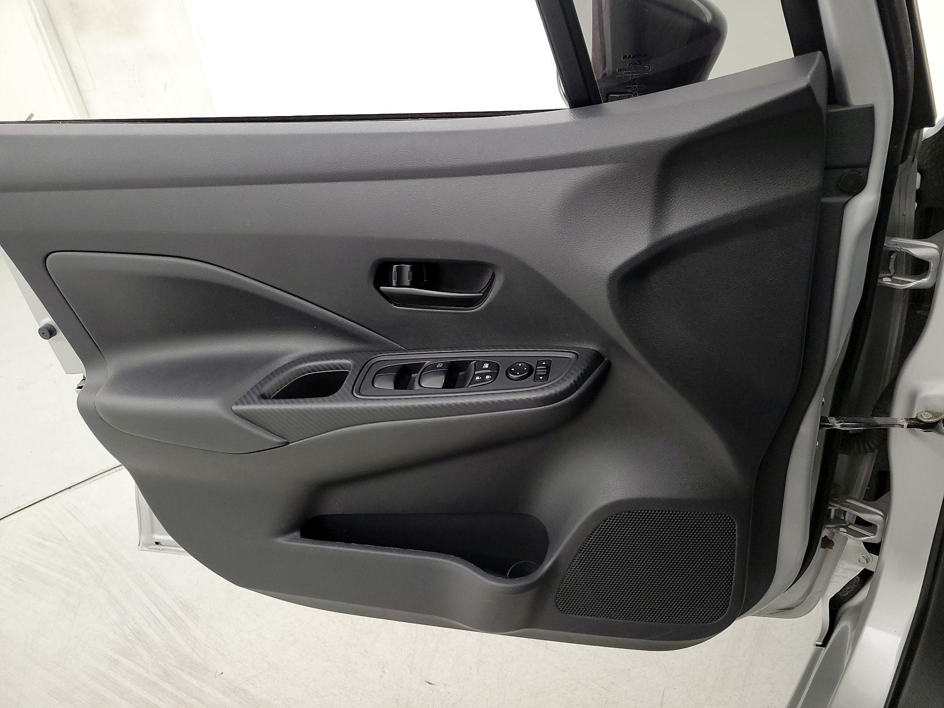 Thumbnail: 2021 Nissan Versa - 12