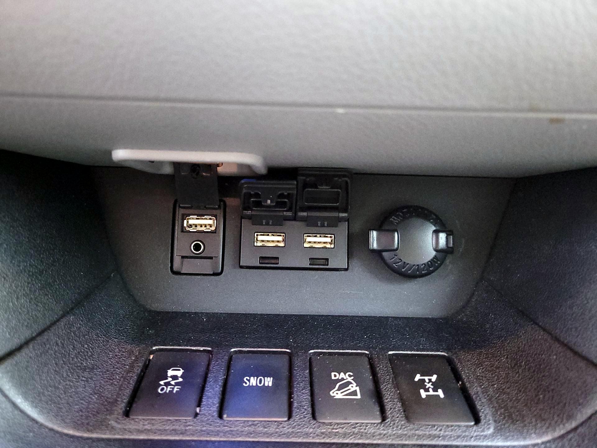 Thumbnail: 2019 Toyota Highlander - 18