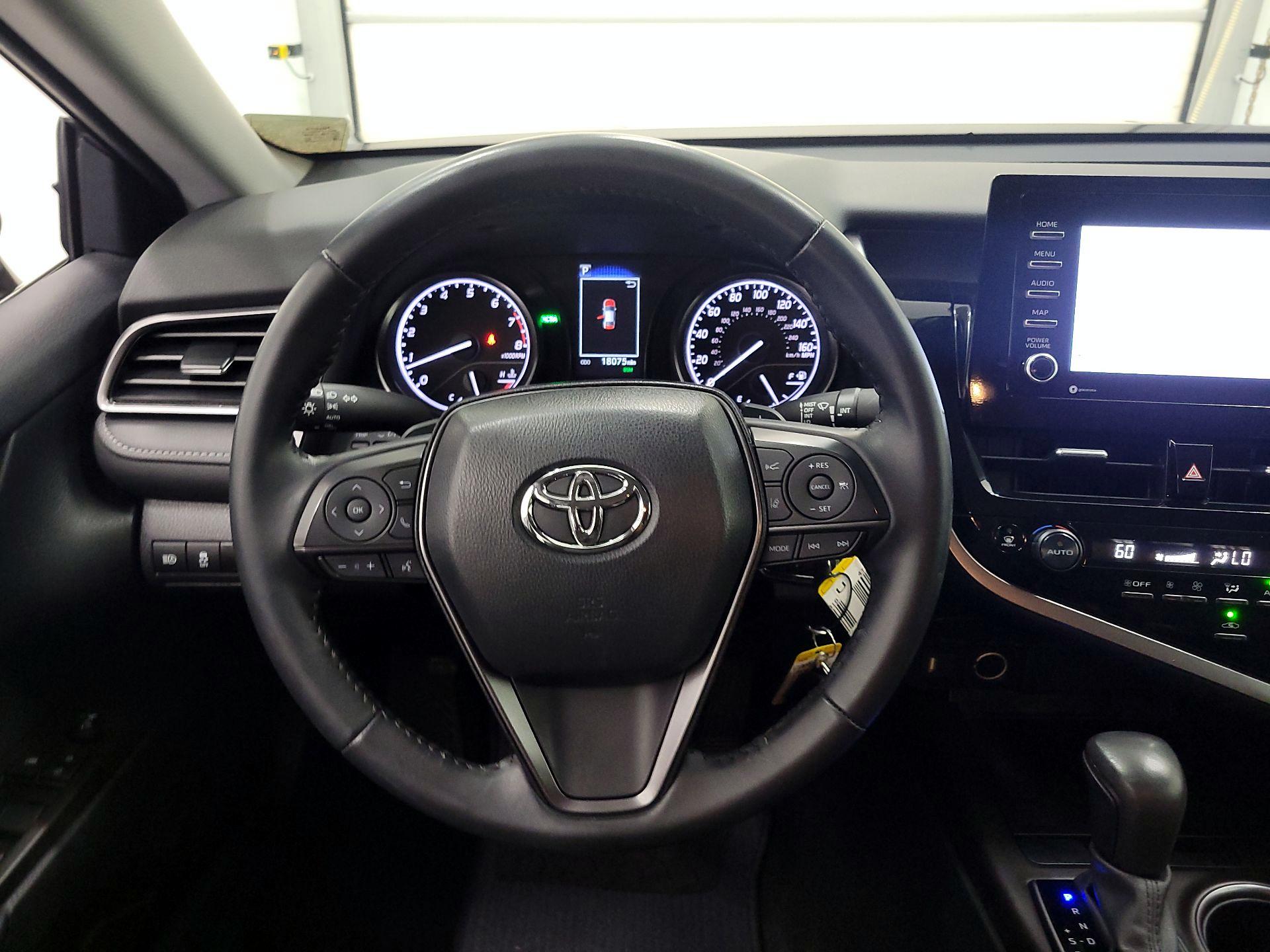 Thumbnail: 2024 Toyota Camry - 10