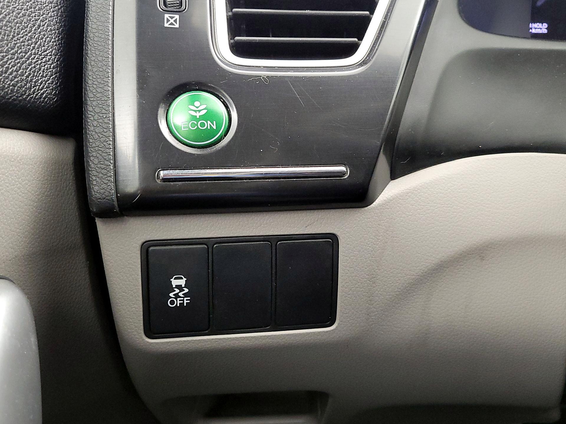 Thumbnail: 2013 Honda Civic - 13