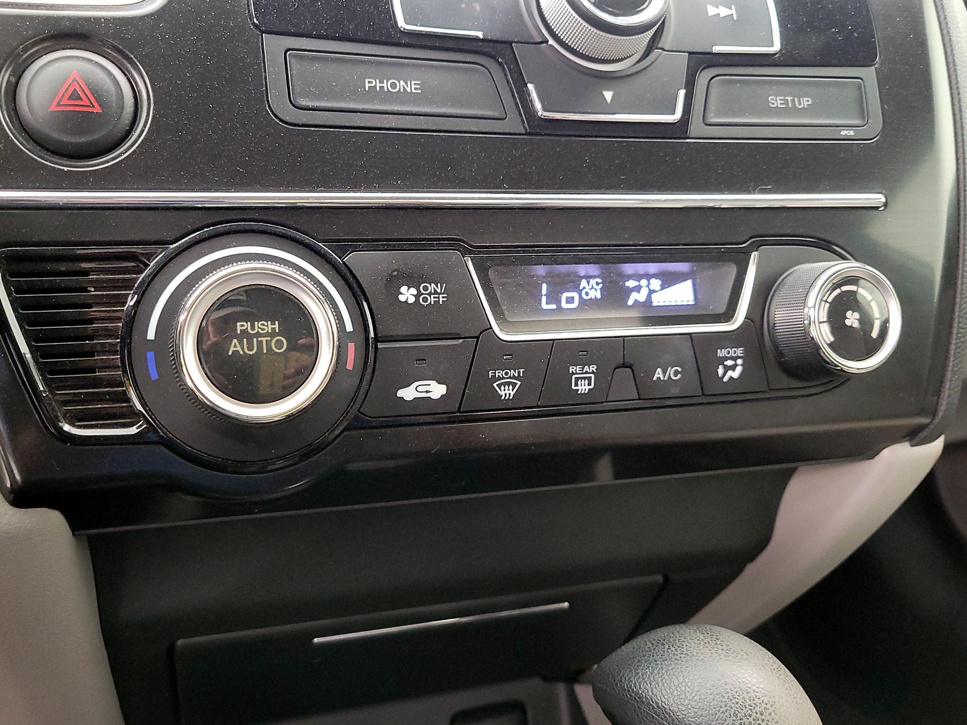 Thumbnail: 2013 Honda Civic - 16