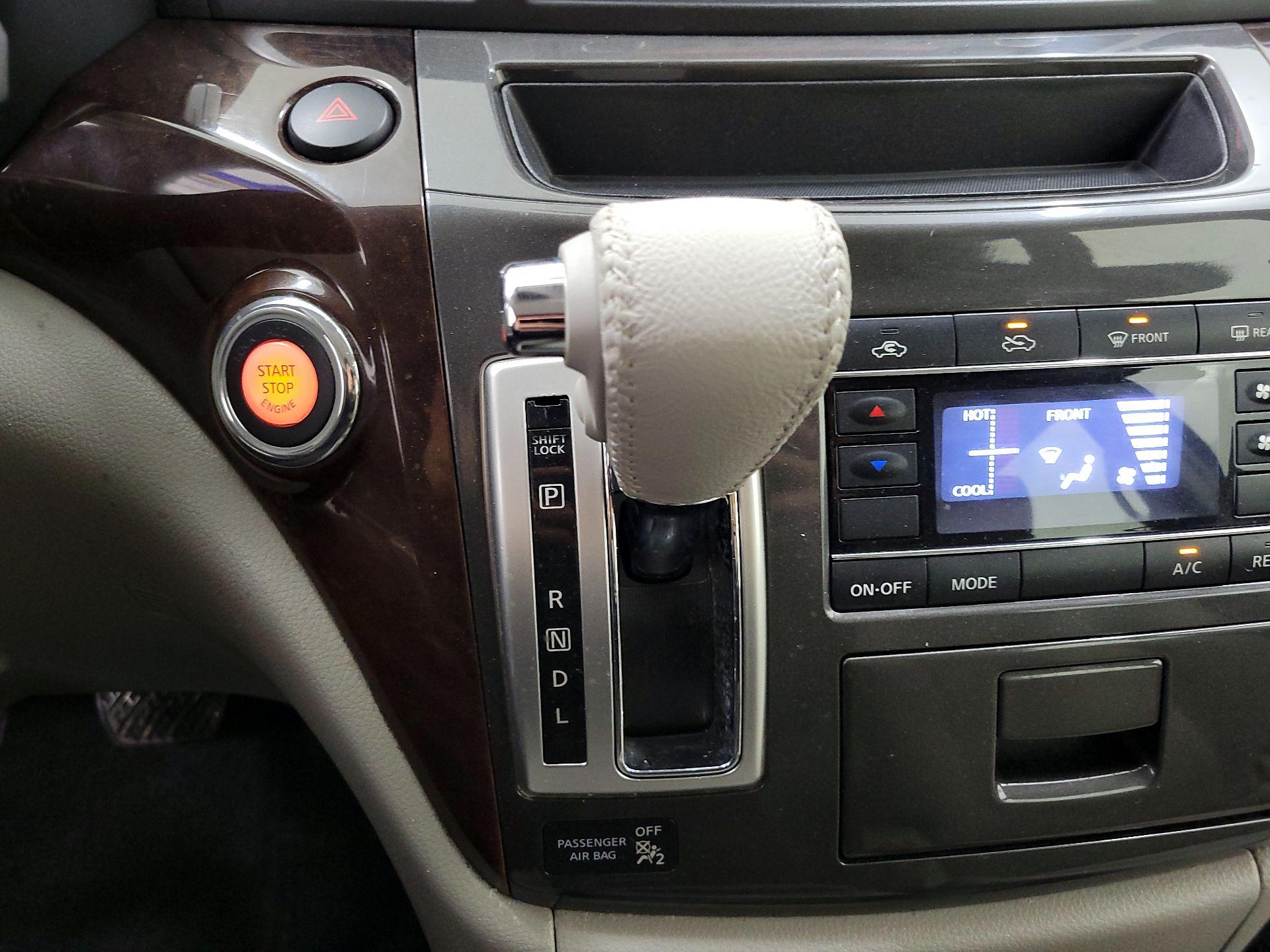Thumbnail: 2014 Nissan Quest - 16
