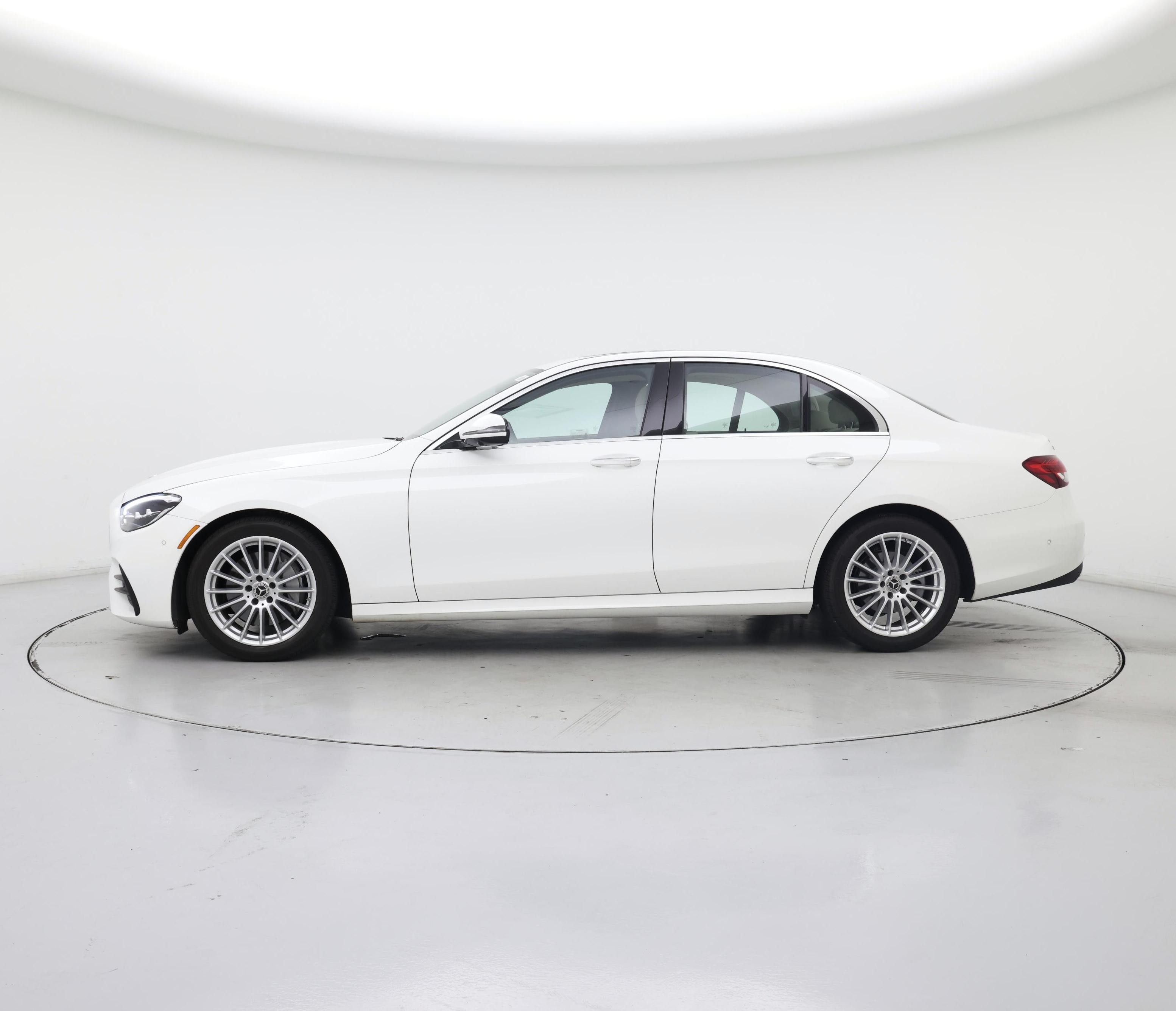 Thumbnail: 2021 Mercedes-Benz E-Class - 3