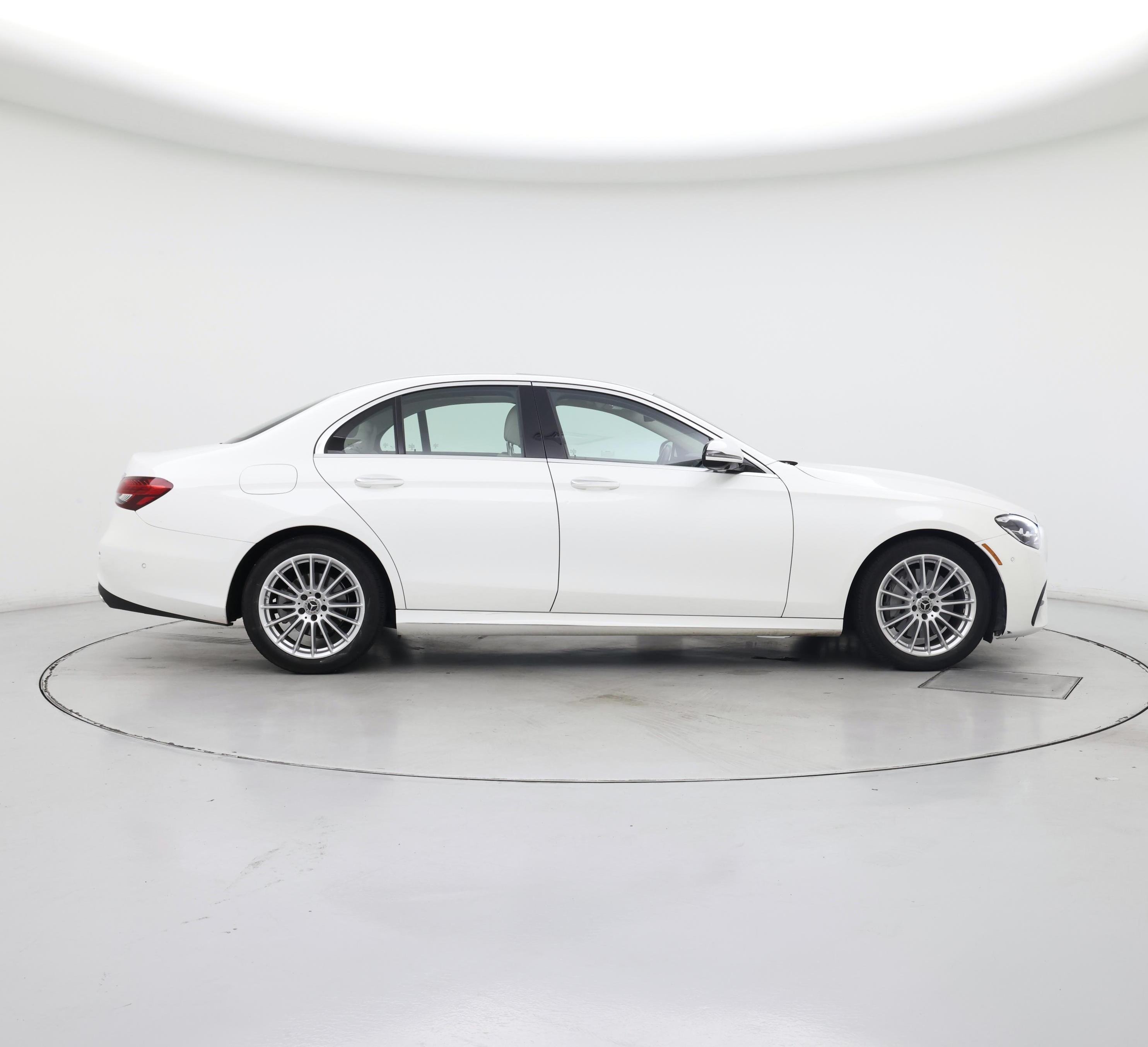 Thumbnail: 2021 Mercedes-Benz E-Class - 7