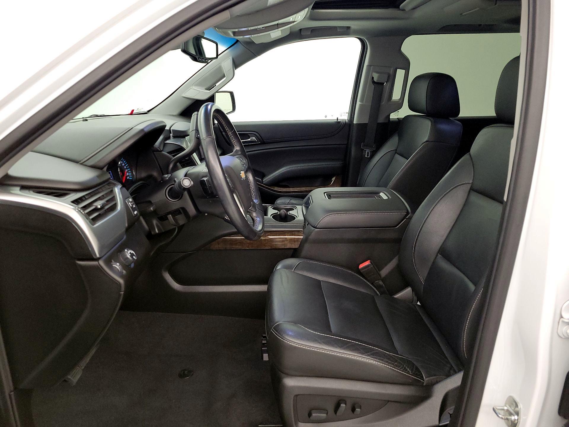 Thumbnail: 2019 Chevrolet Suburban - 11