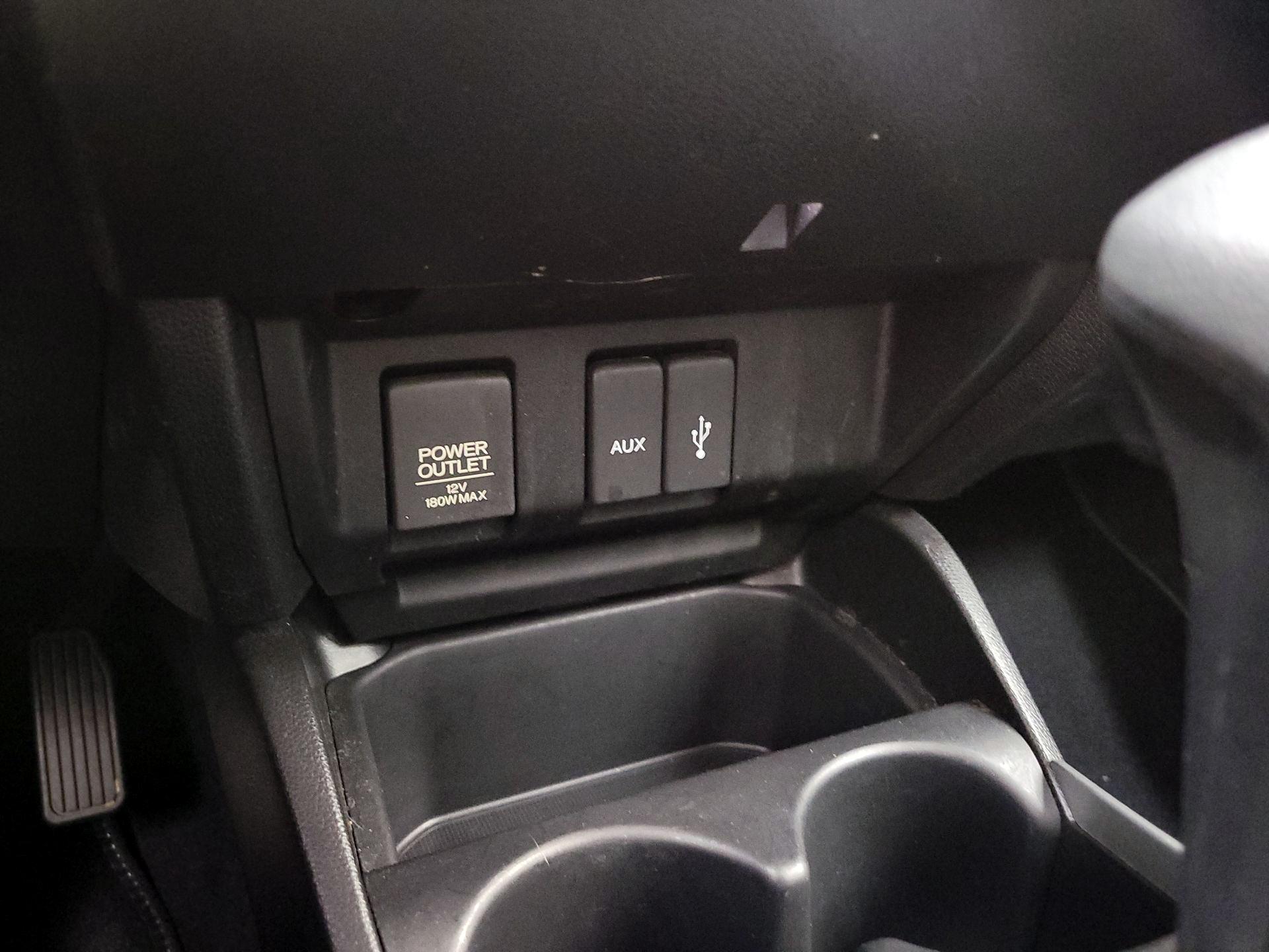 Thumbnail: 2016 Honda Fit - 18