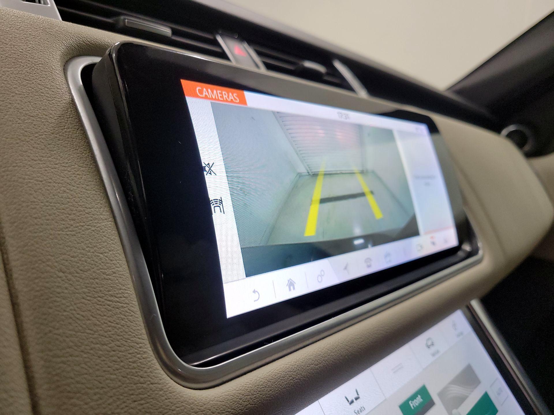 Thumbnail: 2019 Land Rover Range Rover Sport - 14