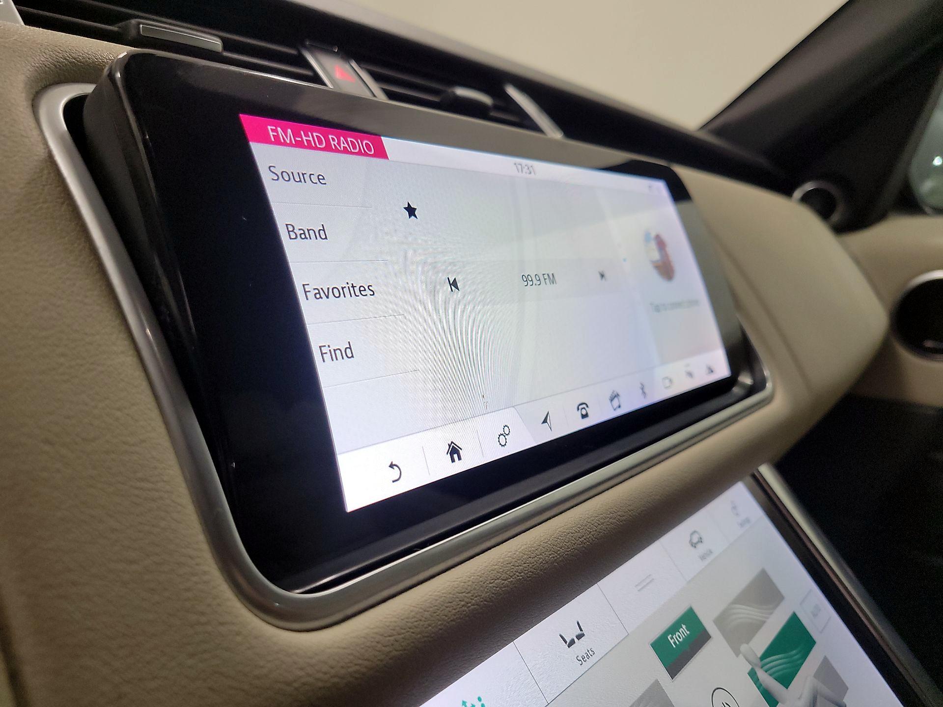 Thumbnail: 2019 Land Rover Range Rover Sport - 15