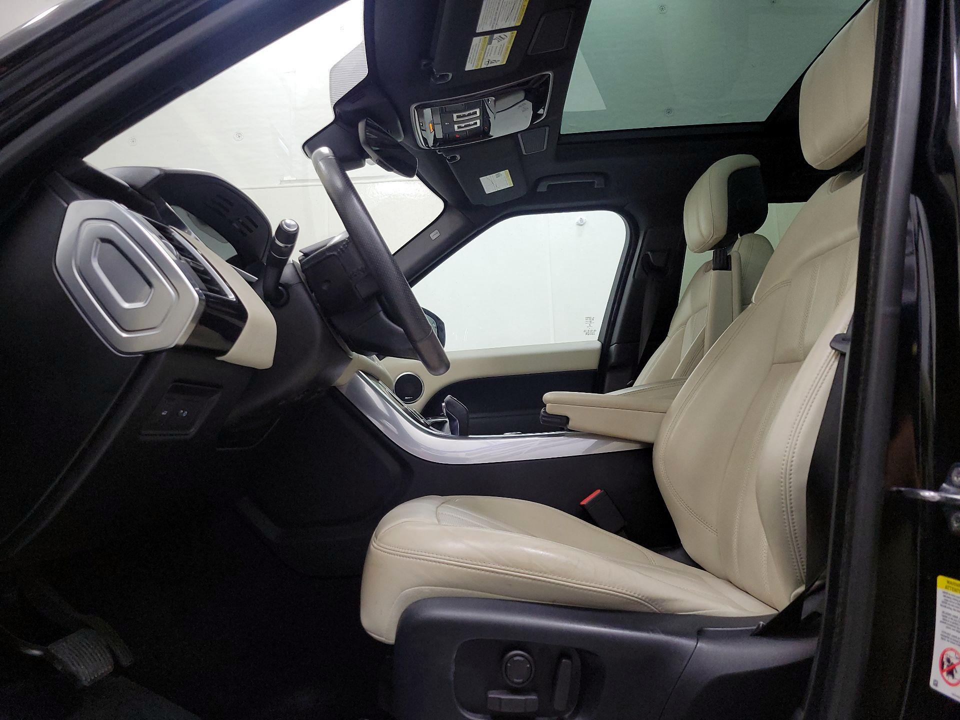 Thumbnail: 2019 Land Rover Range Rover Sport - 19