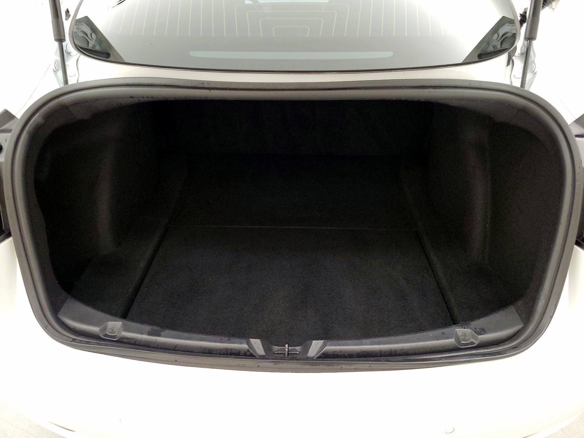 Thumbnail: 2020 Tesla Model 3 - 19