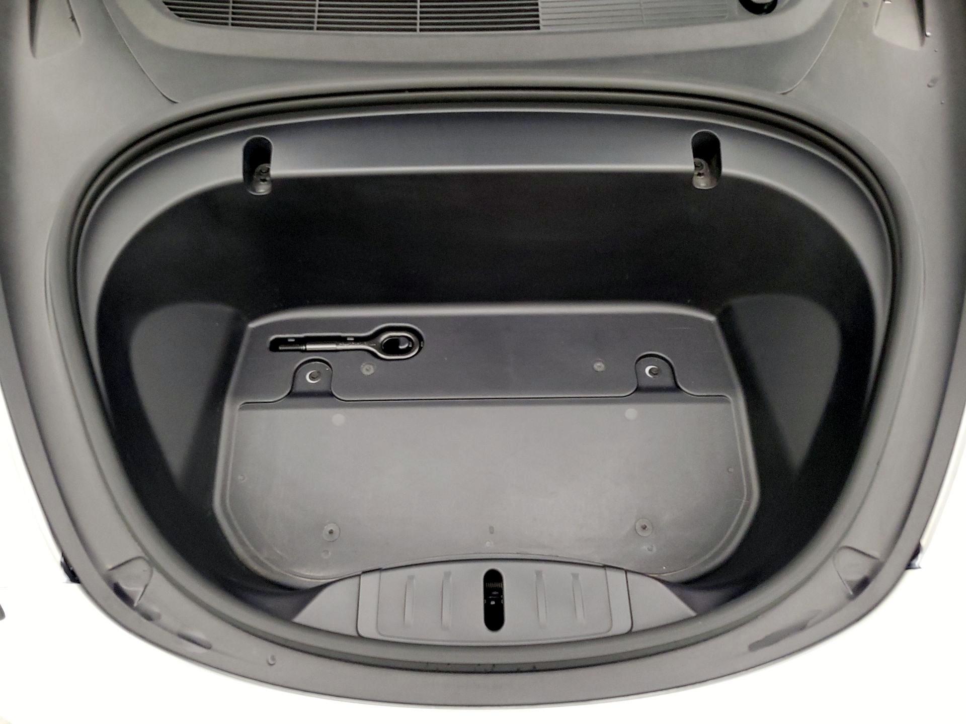 Thumbnail: 2020 Tesla Model 3 - 20