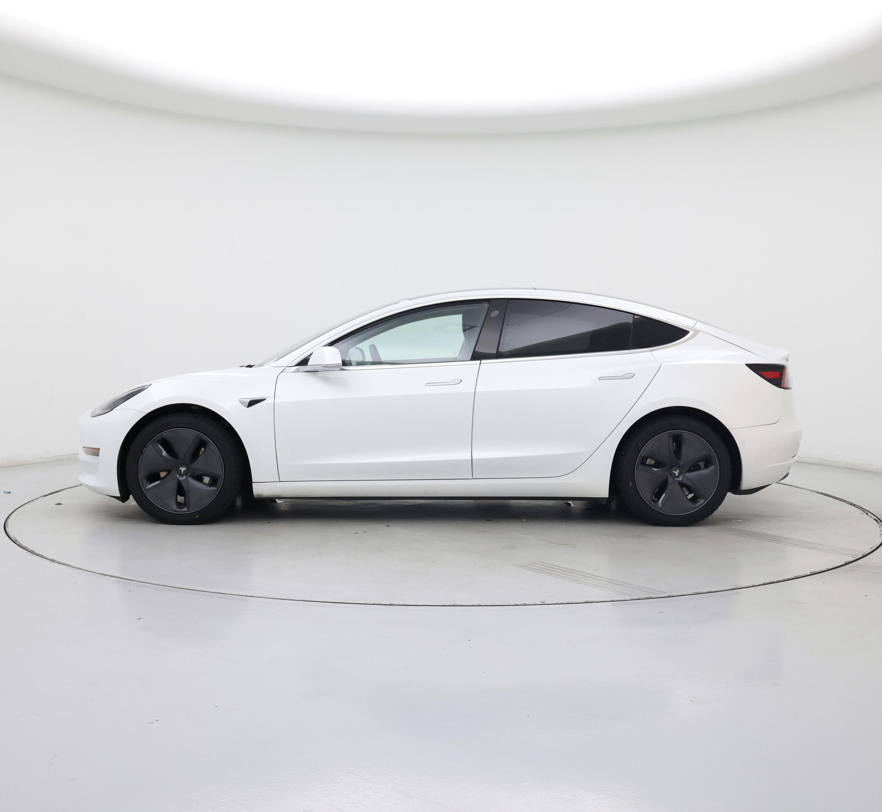 Thumbnail: 2020 Tesla Model 3 - 3