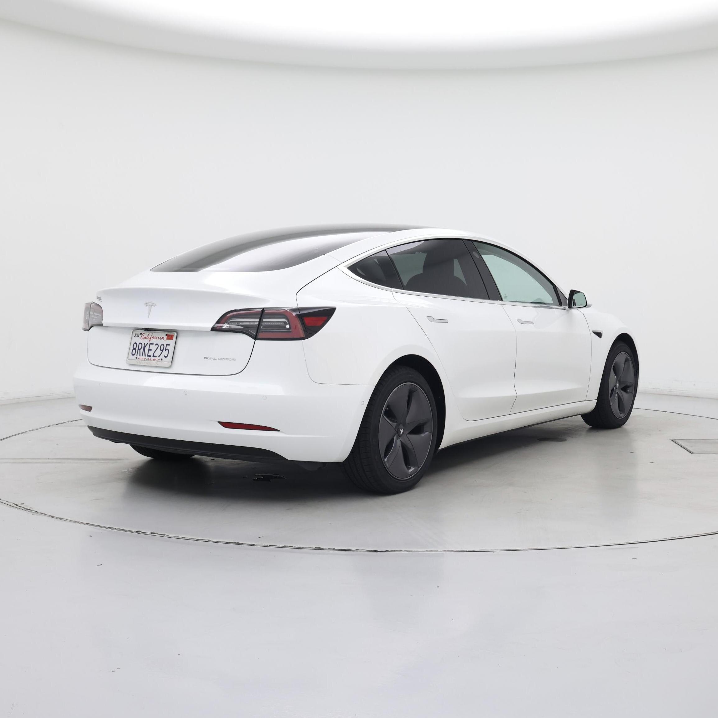Thumbnail: 2020 Tesla Model 3 - 8