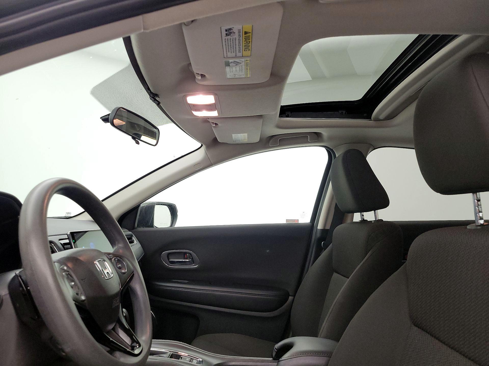 Thumbnail: 2018 Honda HR-V - 18