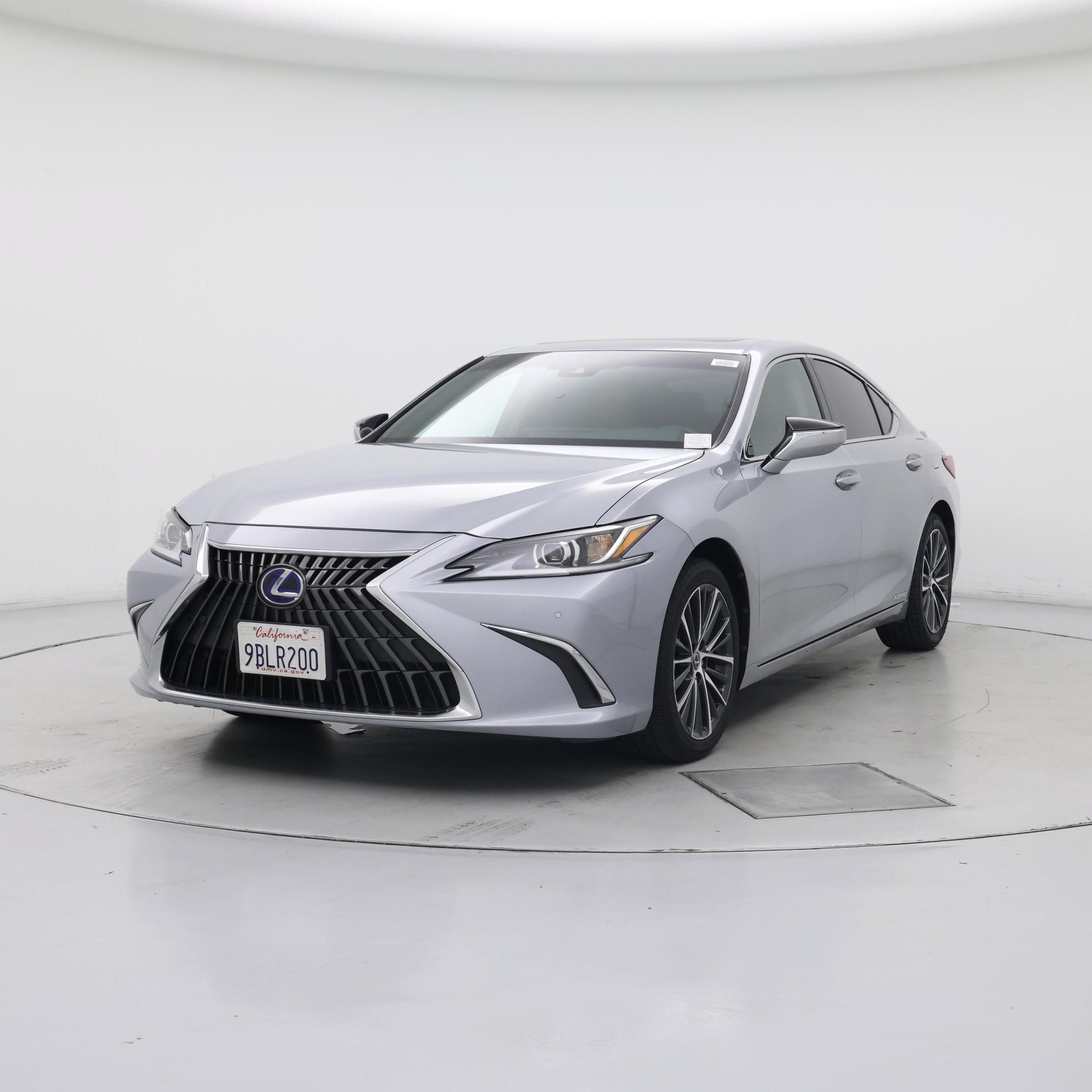 Thumbnail: 2022 Lexus ES - 4