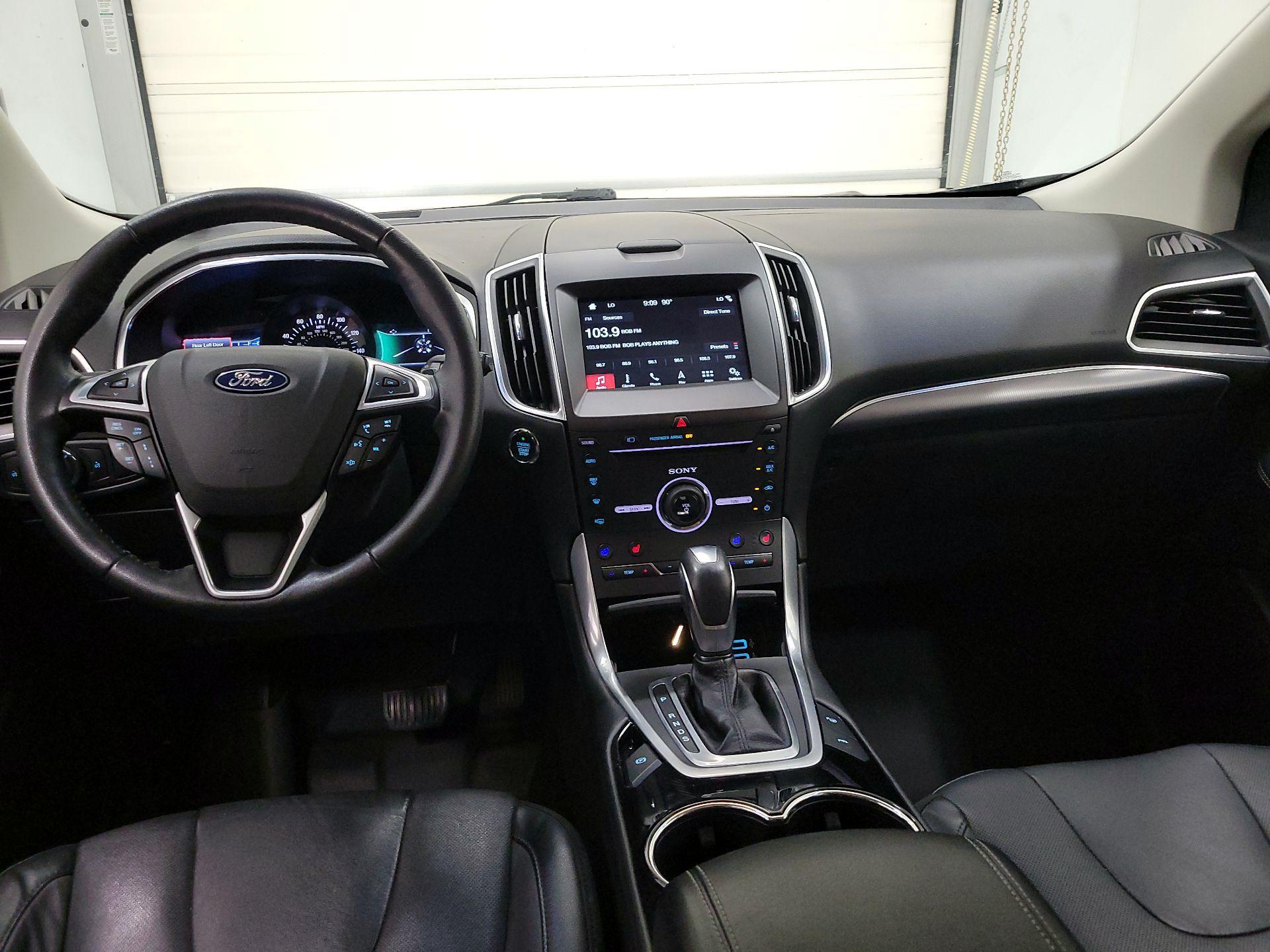Thumbnail: 2016 Ford Edge - 9