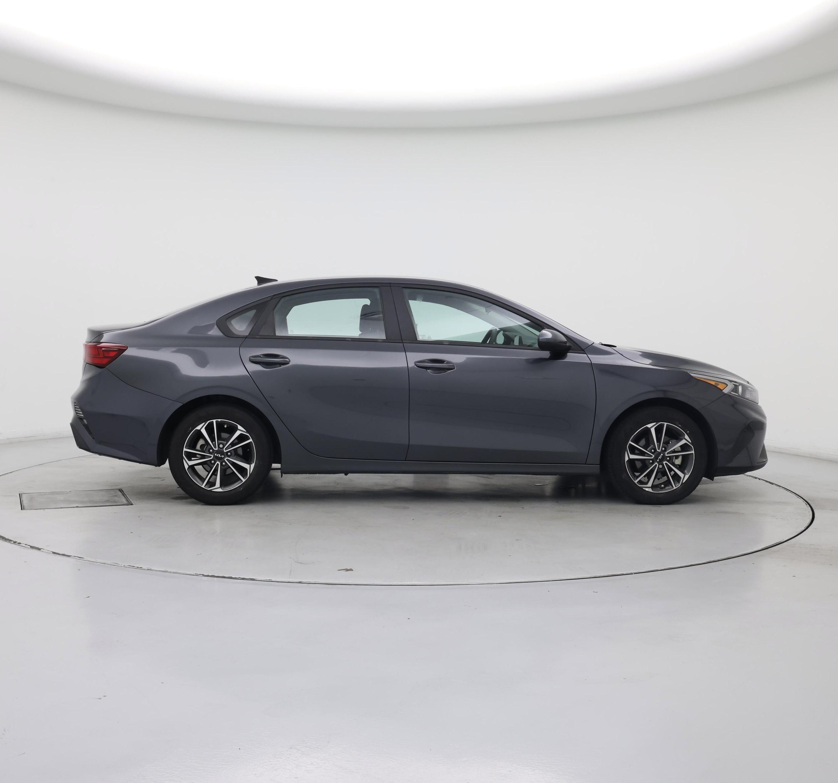 Thumbnail: 2023 Kia Forte - 7