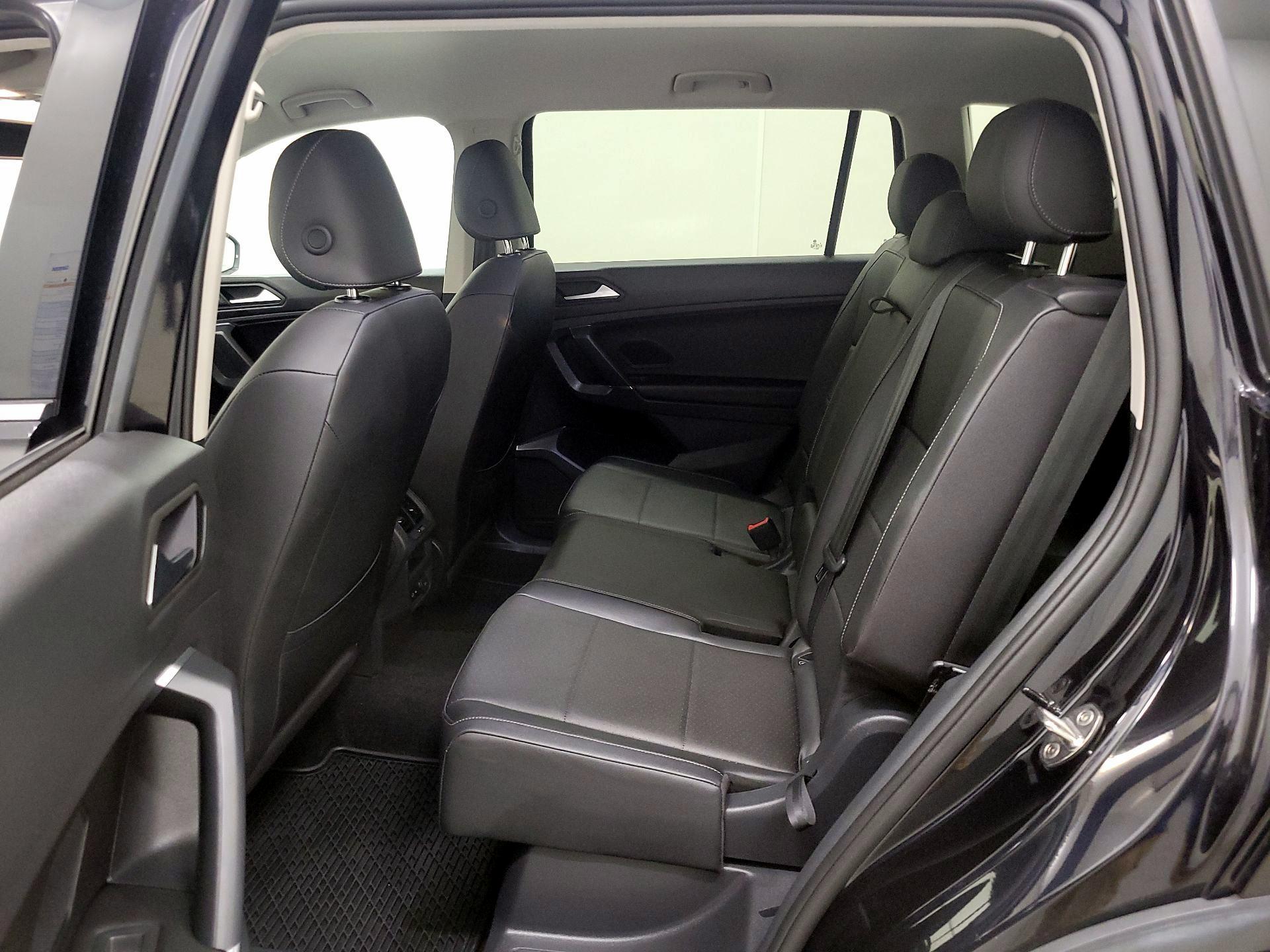 Thumbnail: 2020 Volkswagen Tiguan - 19