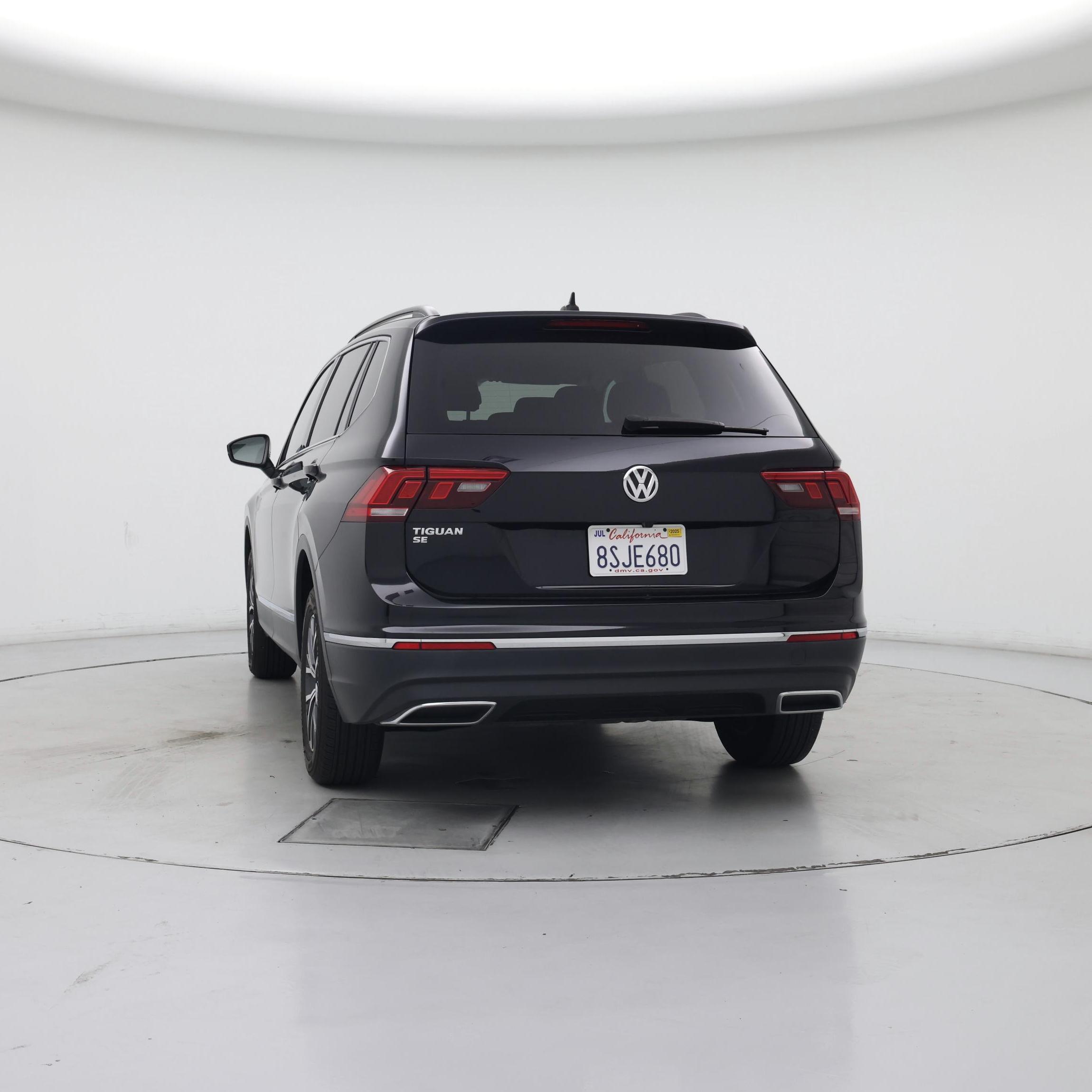 Thumbnail: 2020 Volkswagen Tiguan - 6