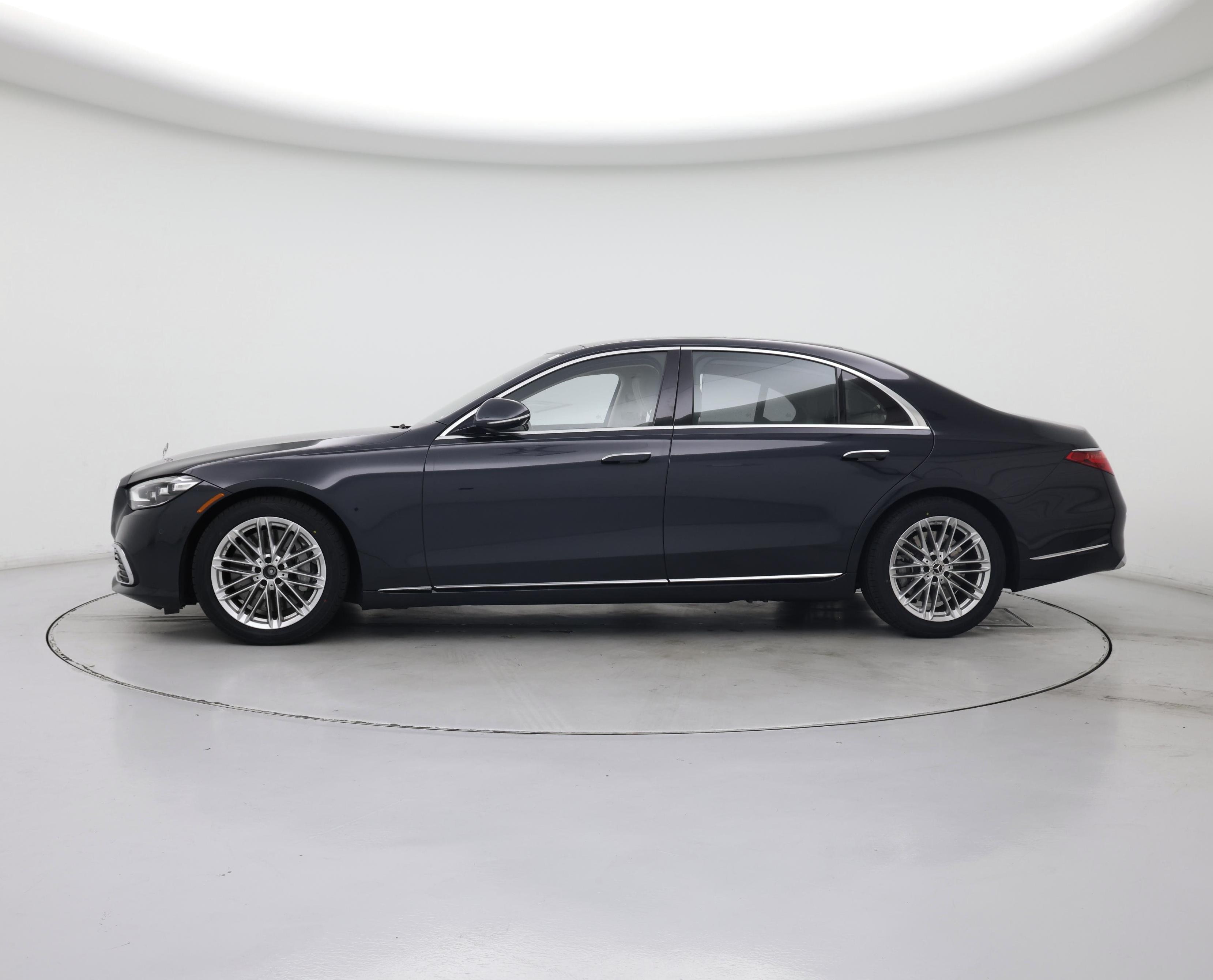 Thumbnail: 2021 Mercedes-Benz S-Class - 3