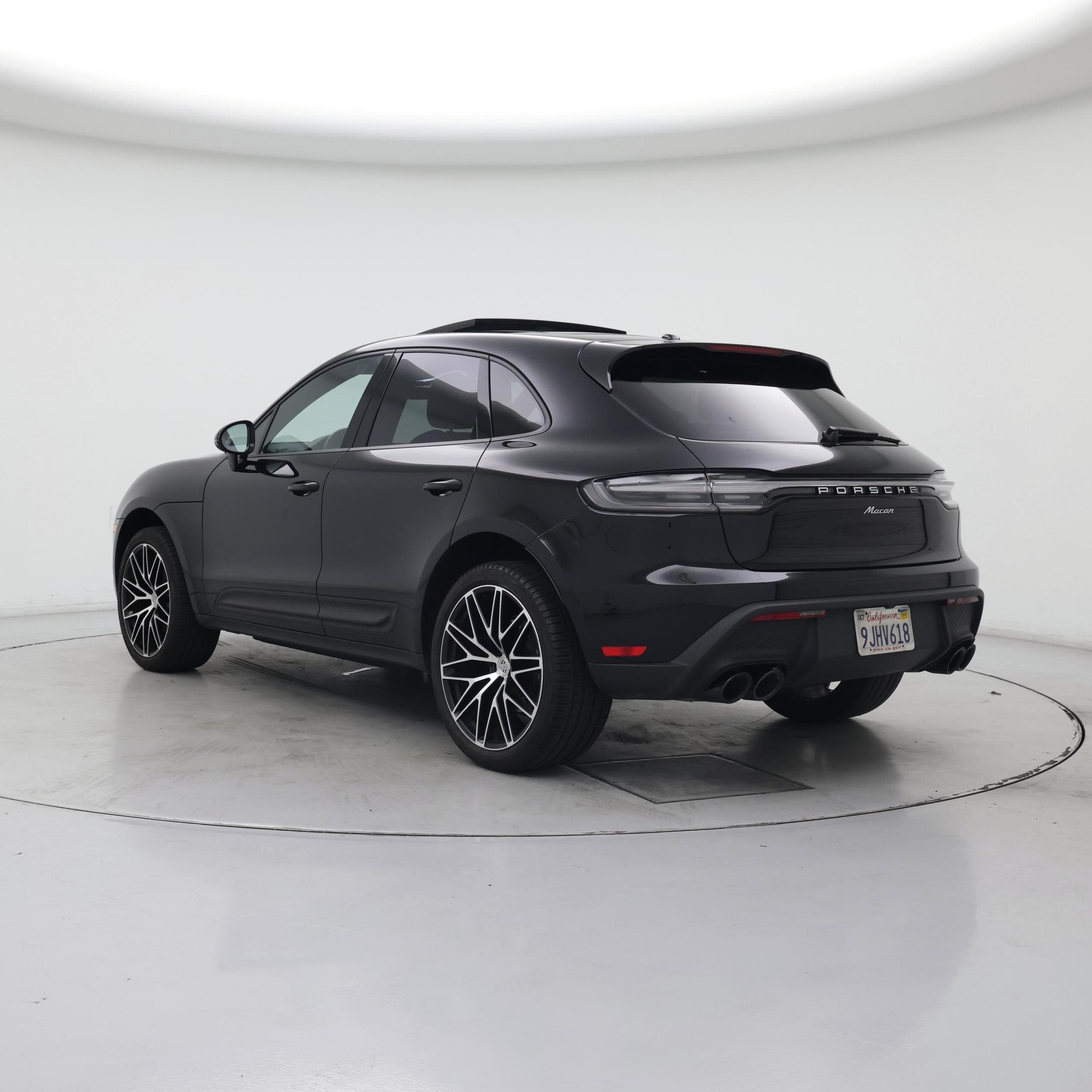Thumbnail: 2024 Porsche Macan - 2