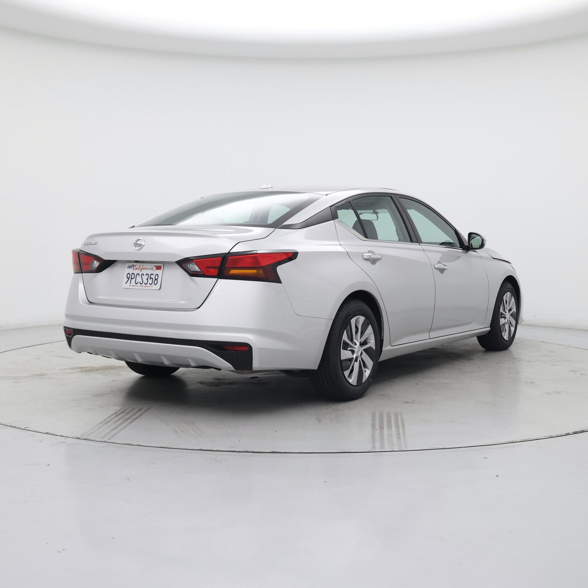 Thumbnail: 2020 Nissan Altima - 8