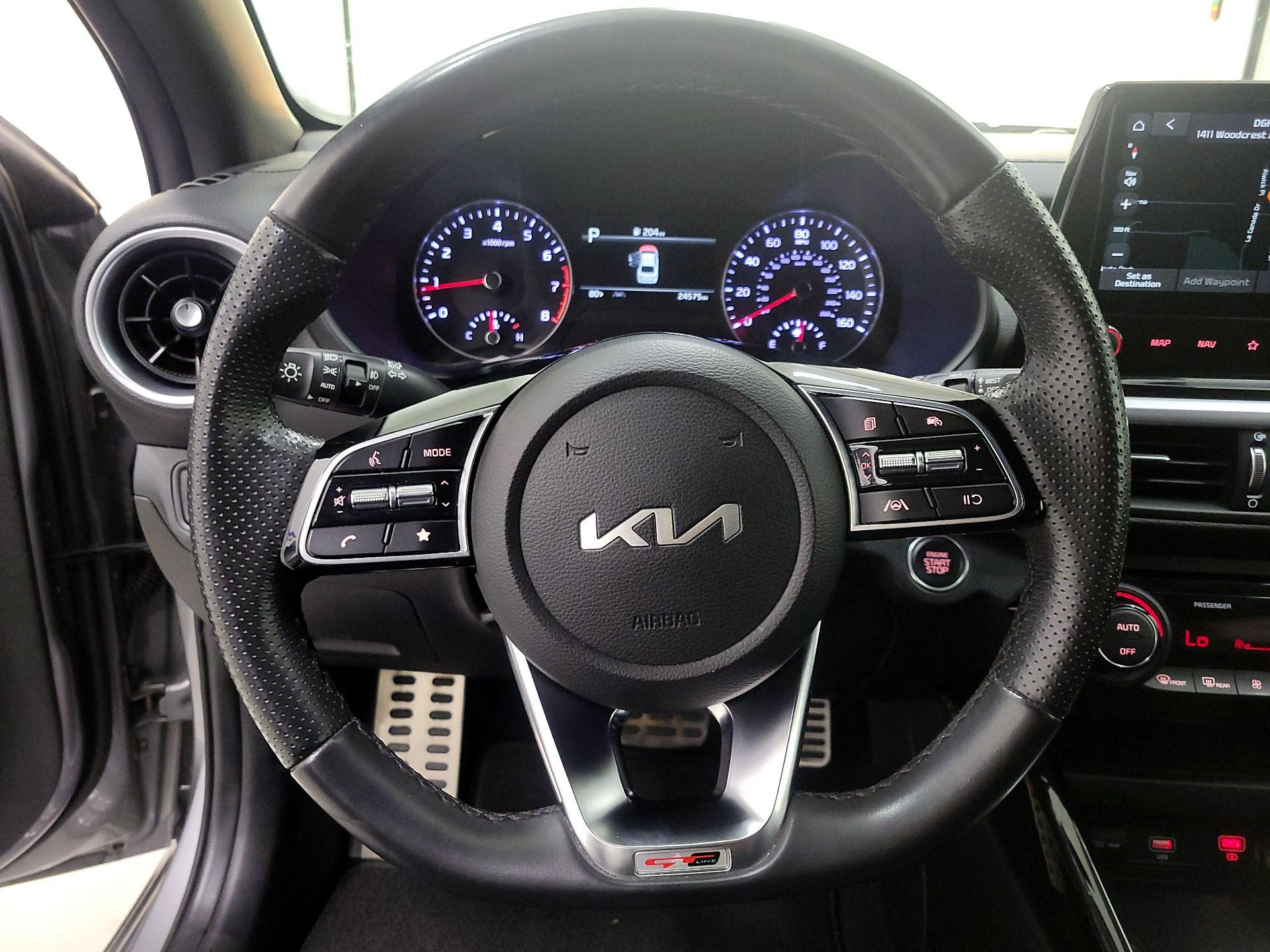 Thumbnail: 2023 Kia Forte - 10