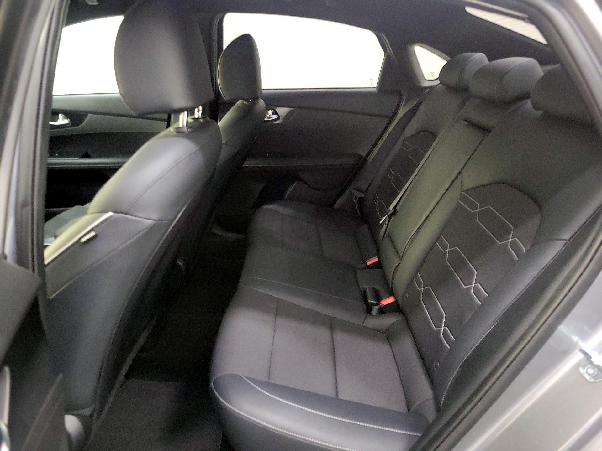 Thumbnail: 2023 Kia Forte - 20