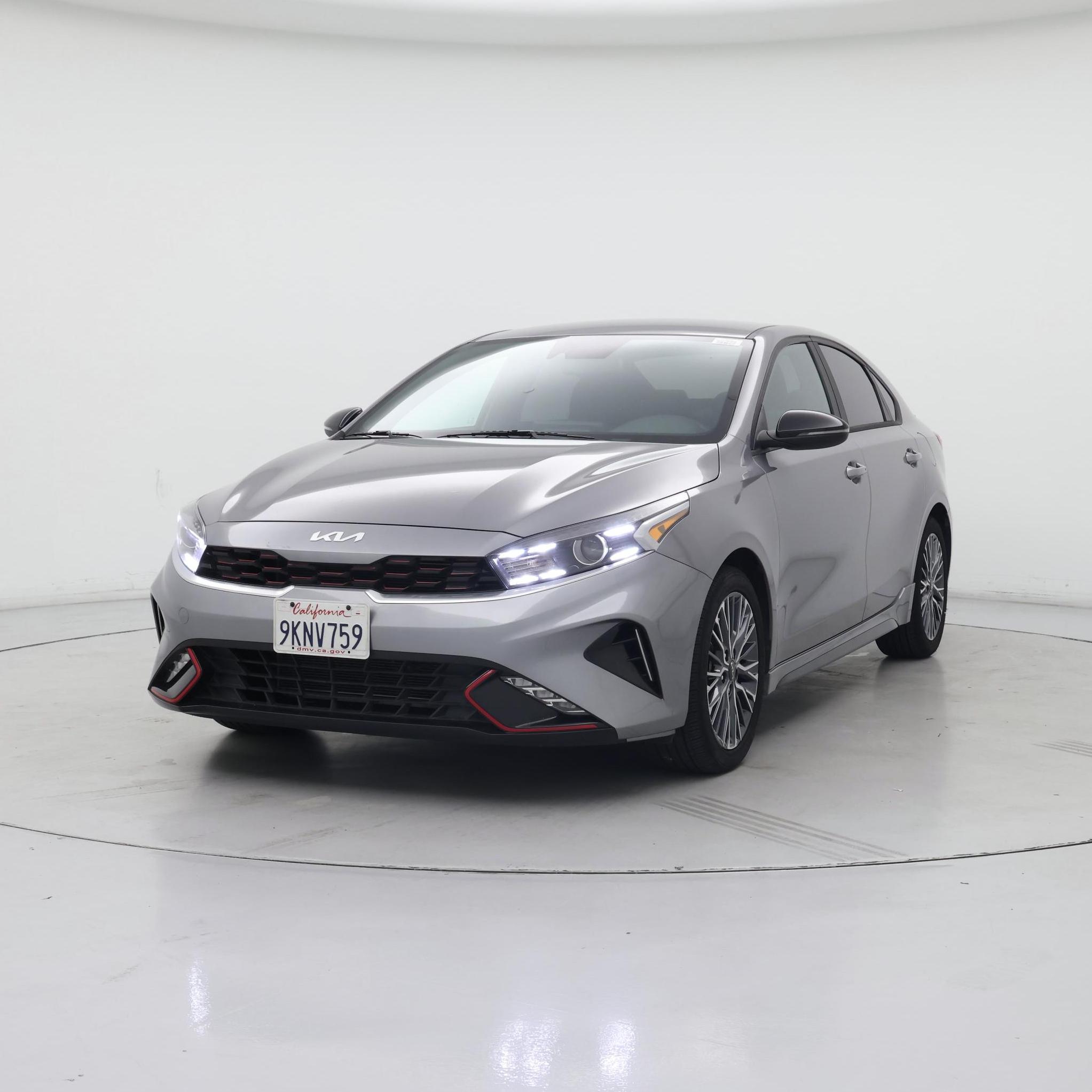 Thumbnail: 2023 Kia Forte - 4