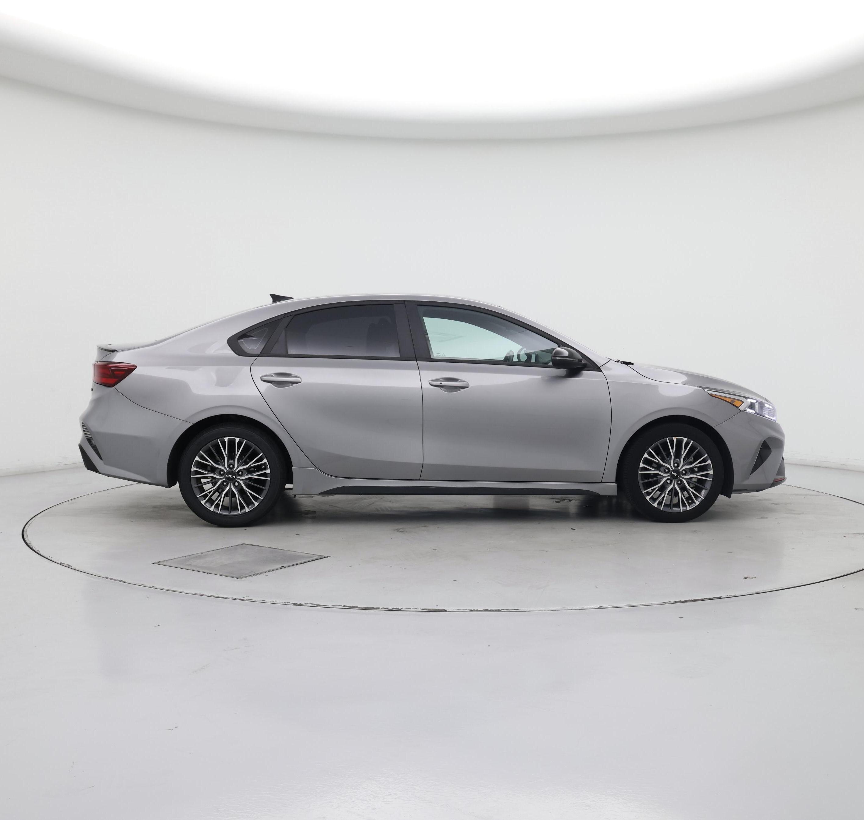 Thumbnail: 2023 Kia Forte - 7