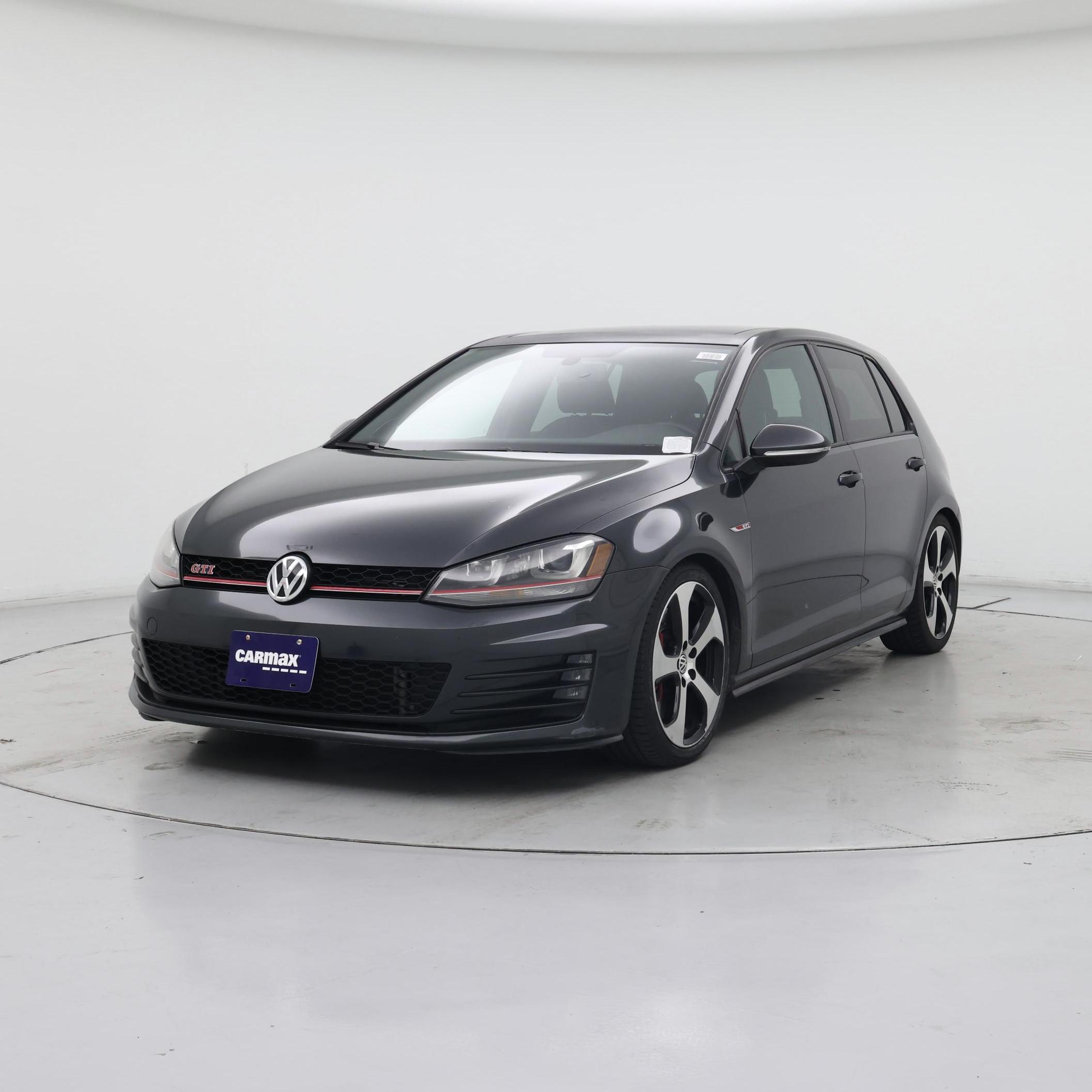 Thumbnail: 2016 Volkswagen Golf - 4
