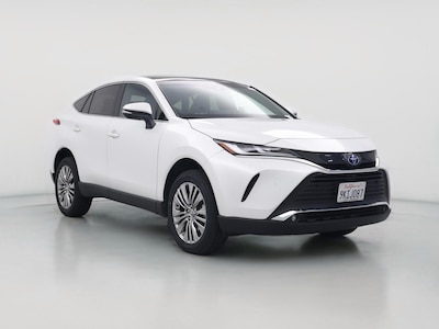 White 2024 Toyota Venza Hybrid Limited