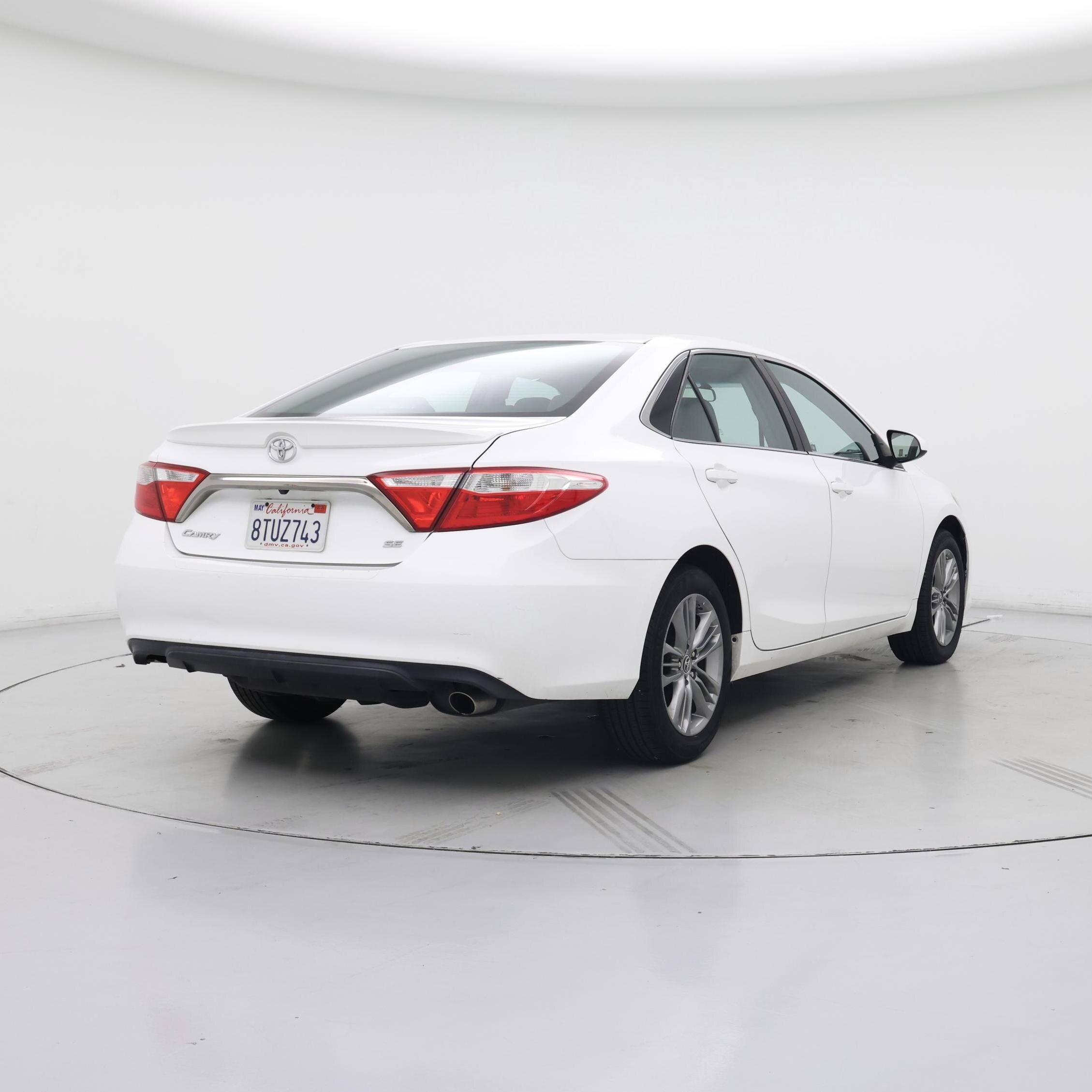 Thumbnail: 2016 Toyota Camry - 8
