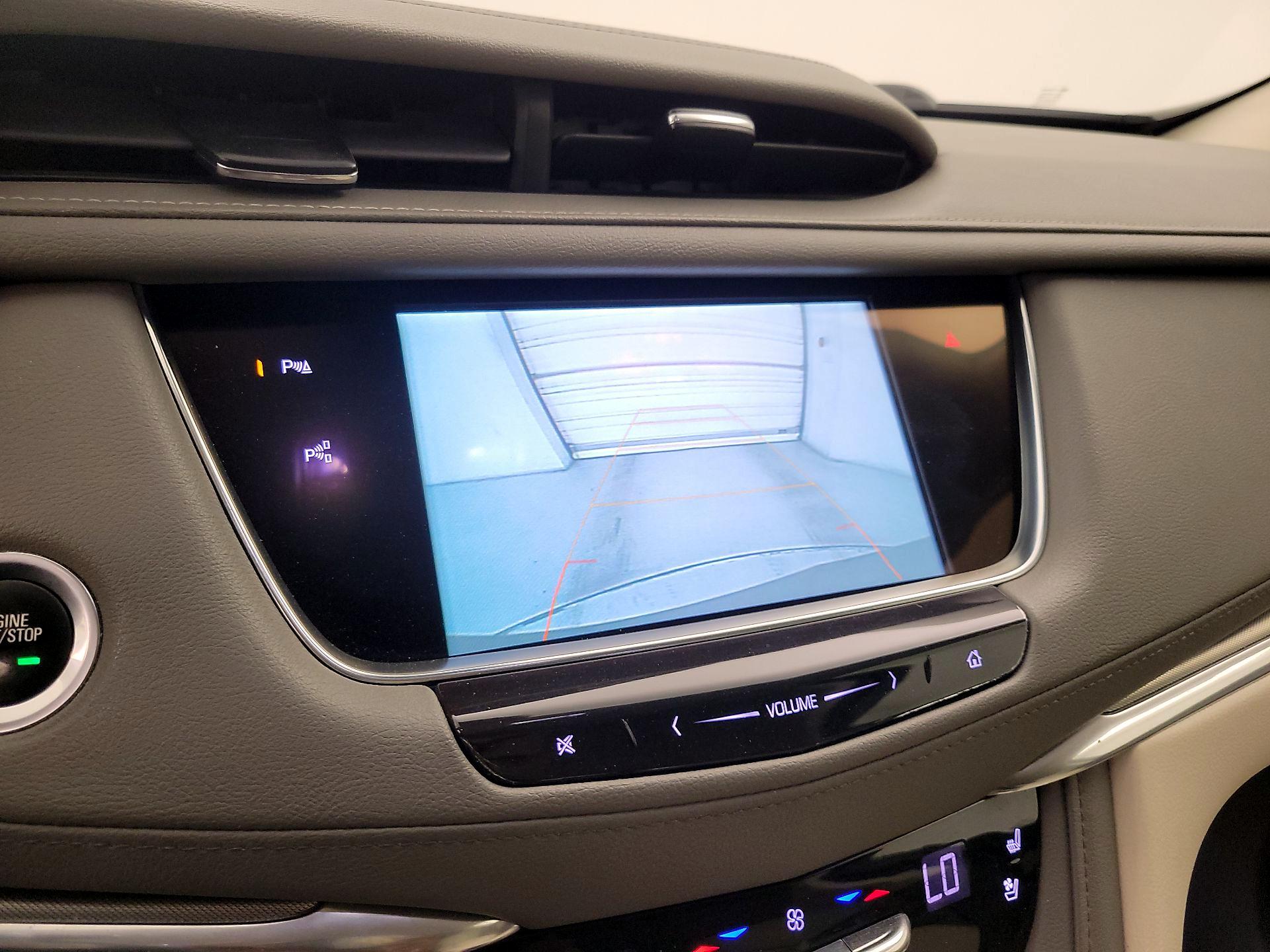 Thumbnail: 2019 Cadillac XT5 - 15