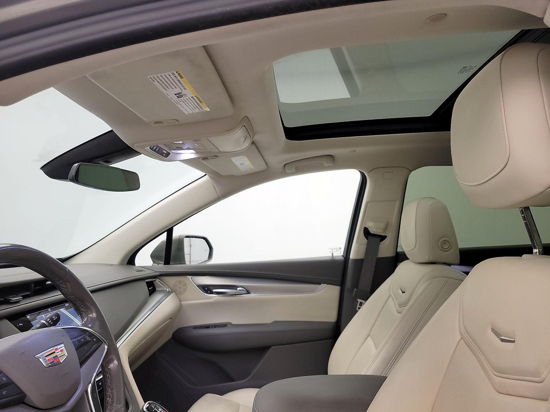 Thumbnail: 2019 Cadillac XT5 - 19