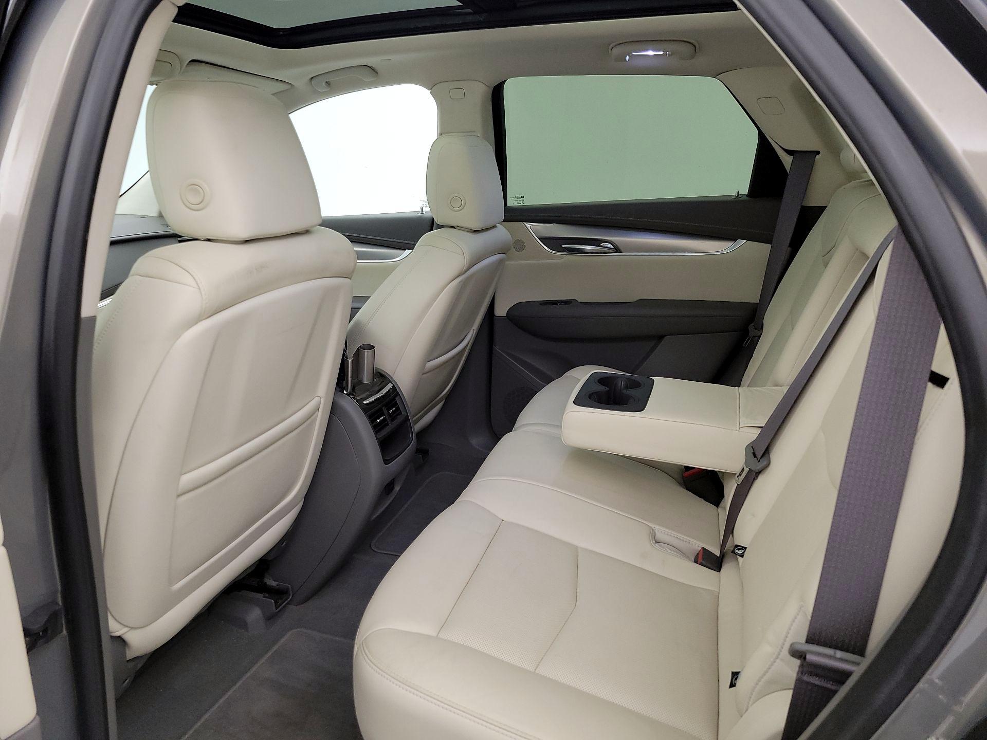 Thumbnail: 2019 Cadillac XT5 - 20