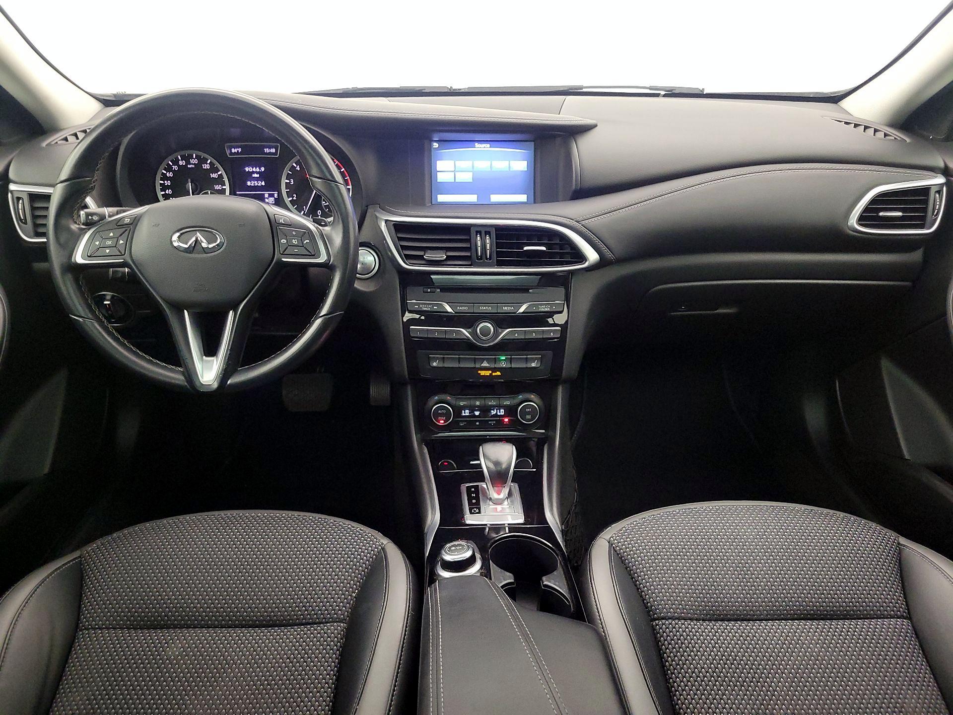 Thumbnail: 2018 INFINITI QX30 - 9