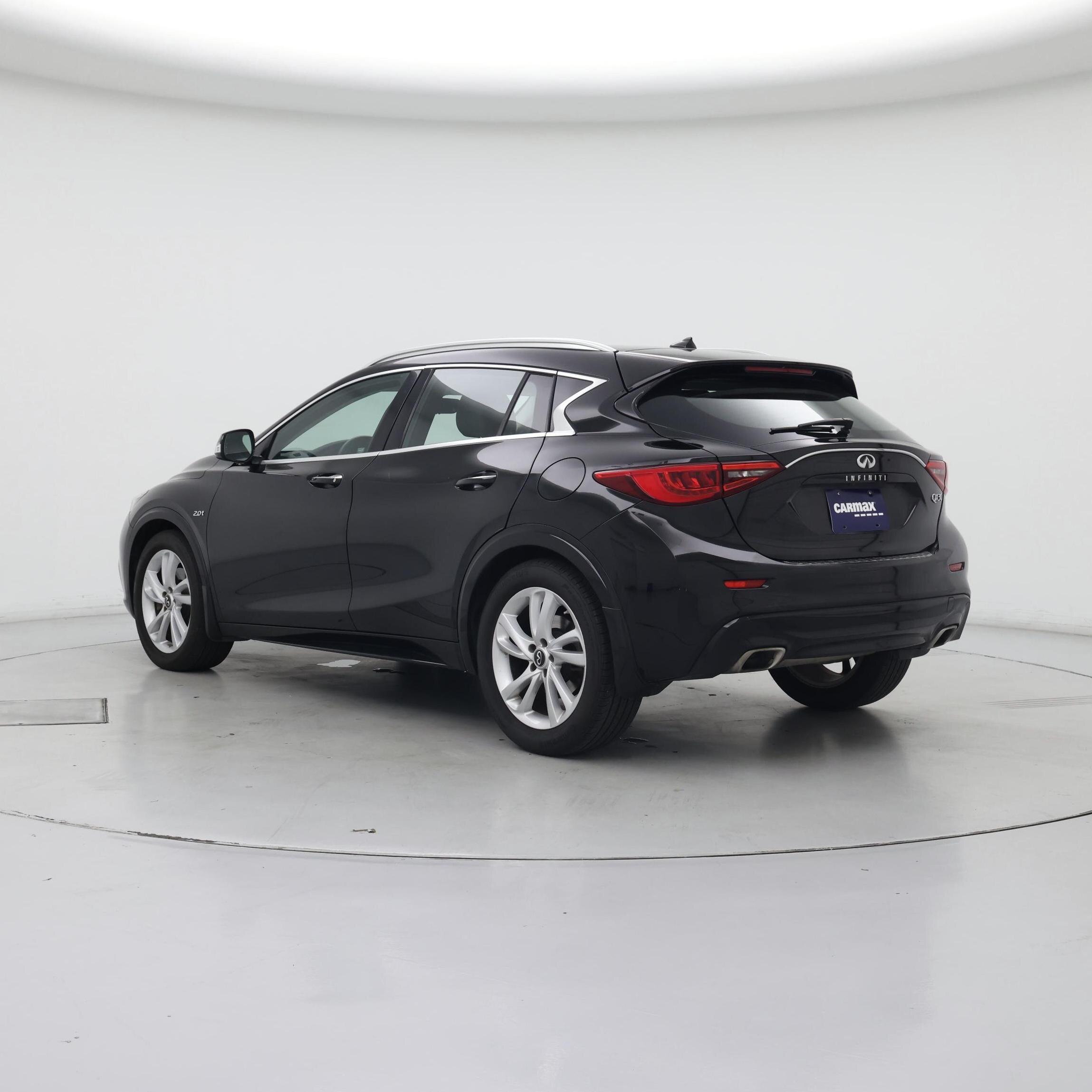 Thumbnail: 2018 INFINITI QX30 - 2