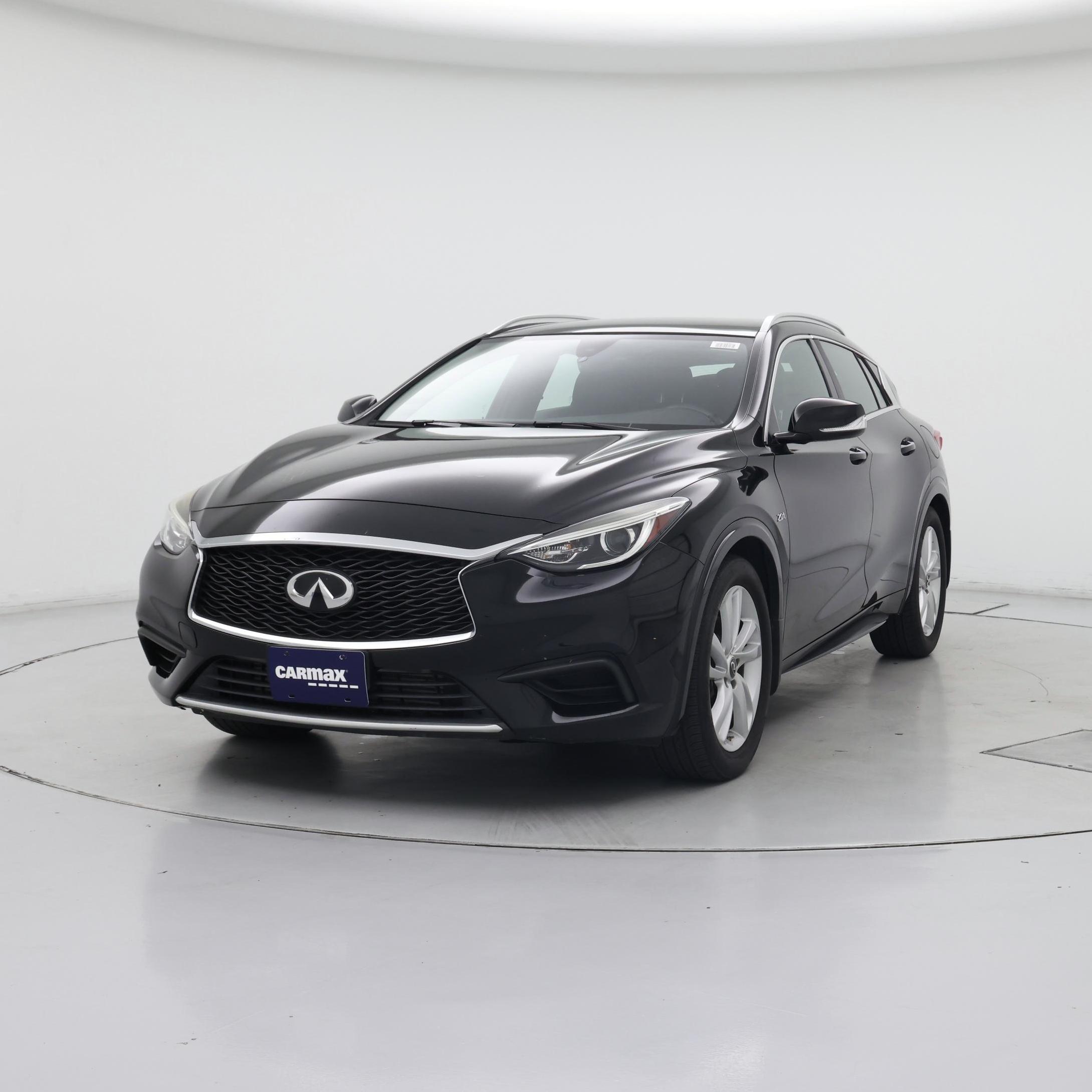 Thumbnail: 2018 INFINITI QX30 - 4