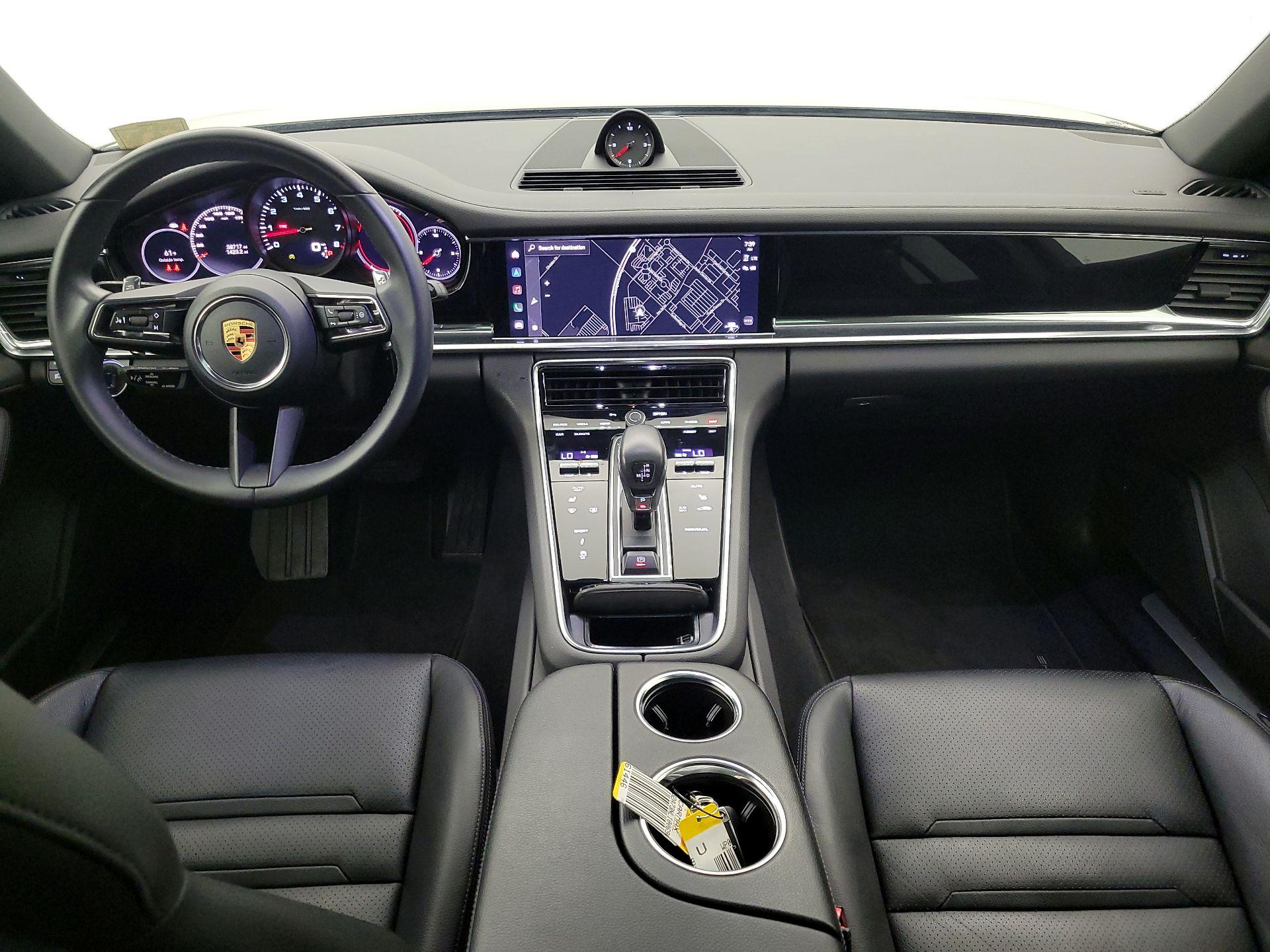 Thumbnail: 2022 Porsche Panamera - 9