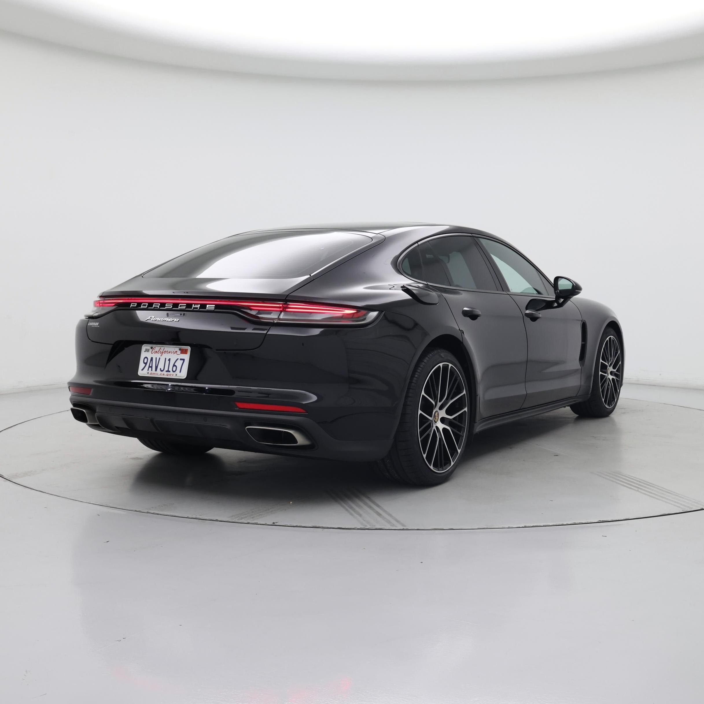 Thumbnail: 2022 Porsche Panamera - 8