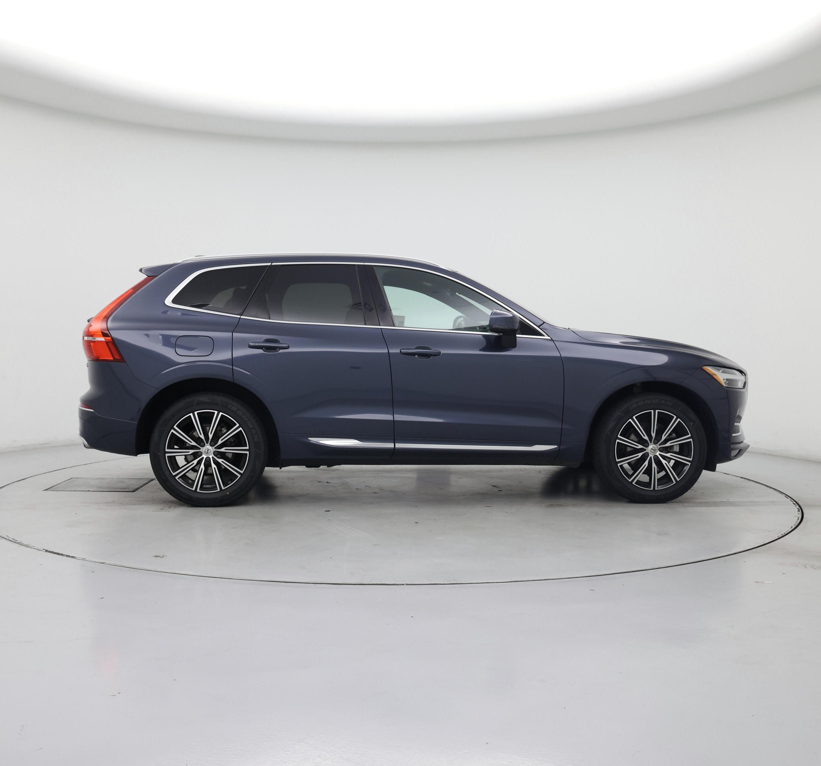 Thumbnail: 2021 Volvo XC60 - 7