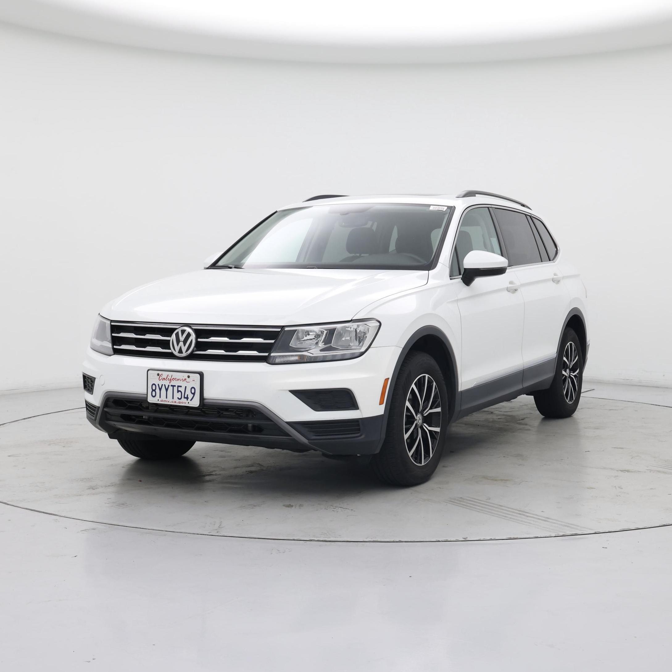 Thumbnail: 2021 Volkswagen Tiguan - 4