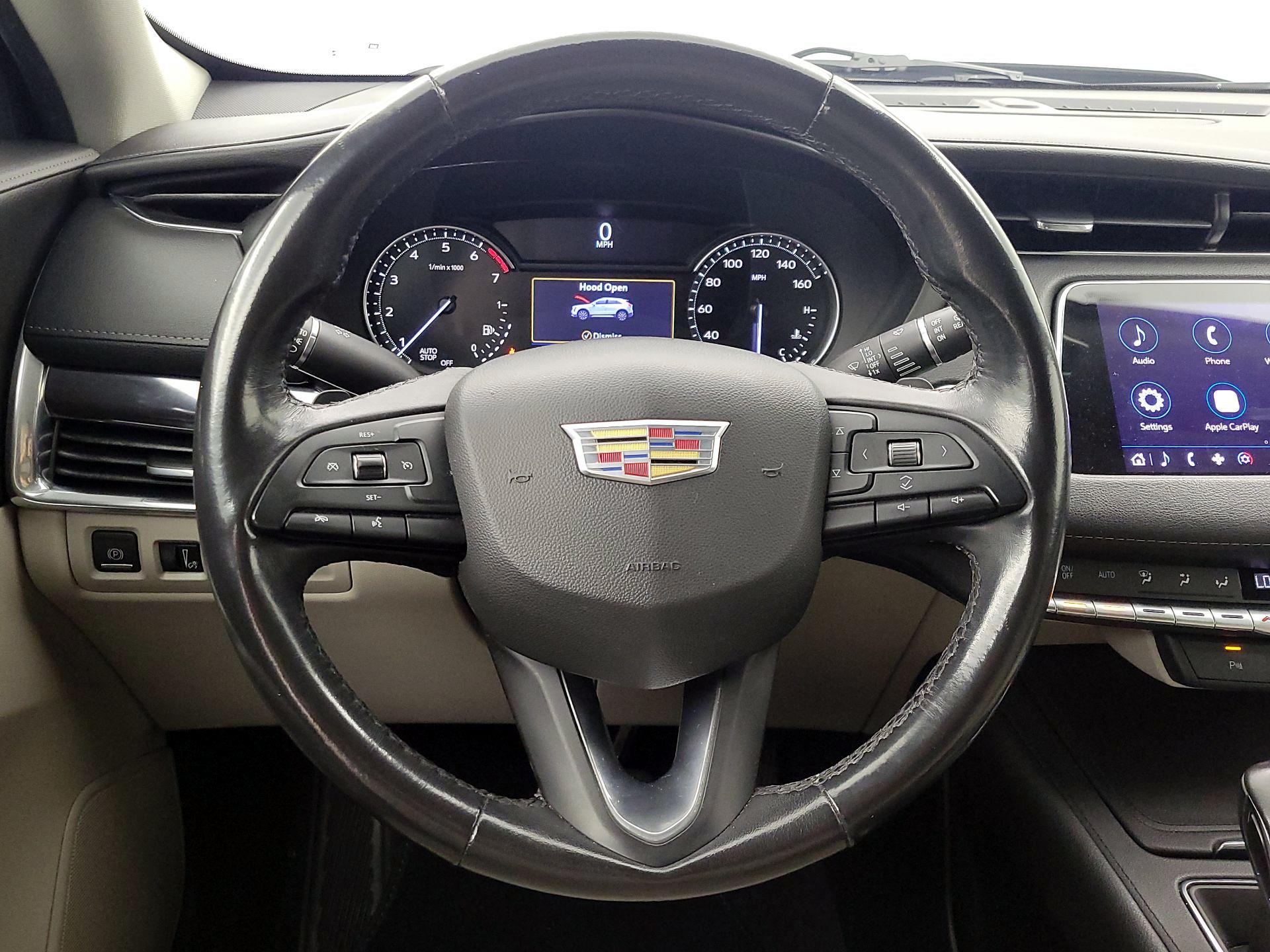 Thumbnail: 2019 Cadillac XT4 - 10