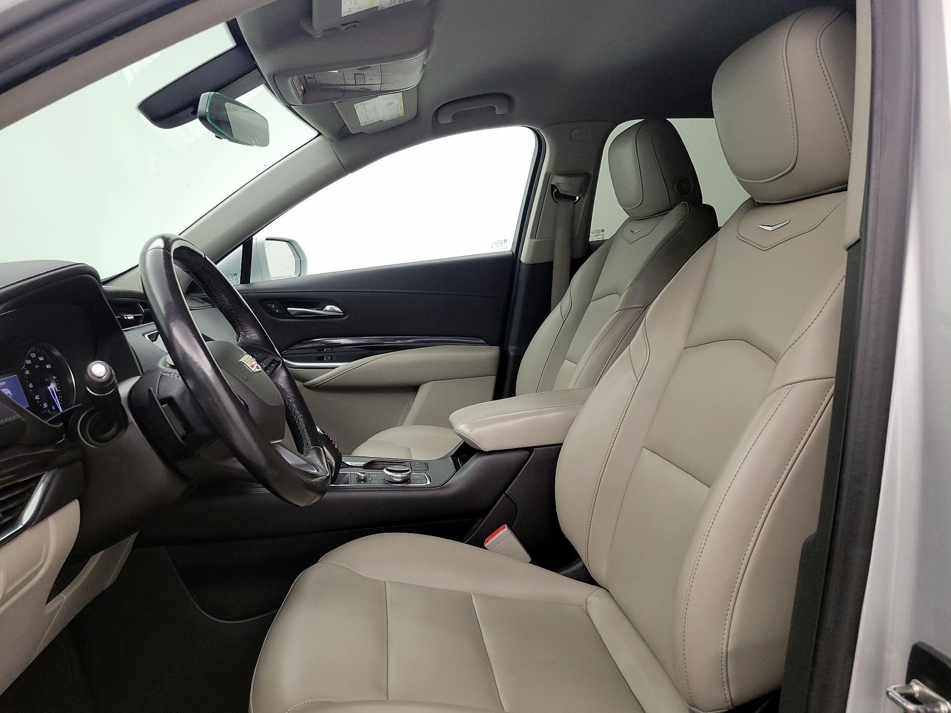 Thumbnail: 2019 Cadillac XT4 - 11