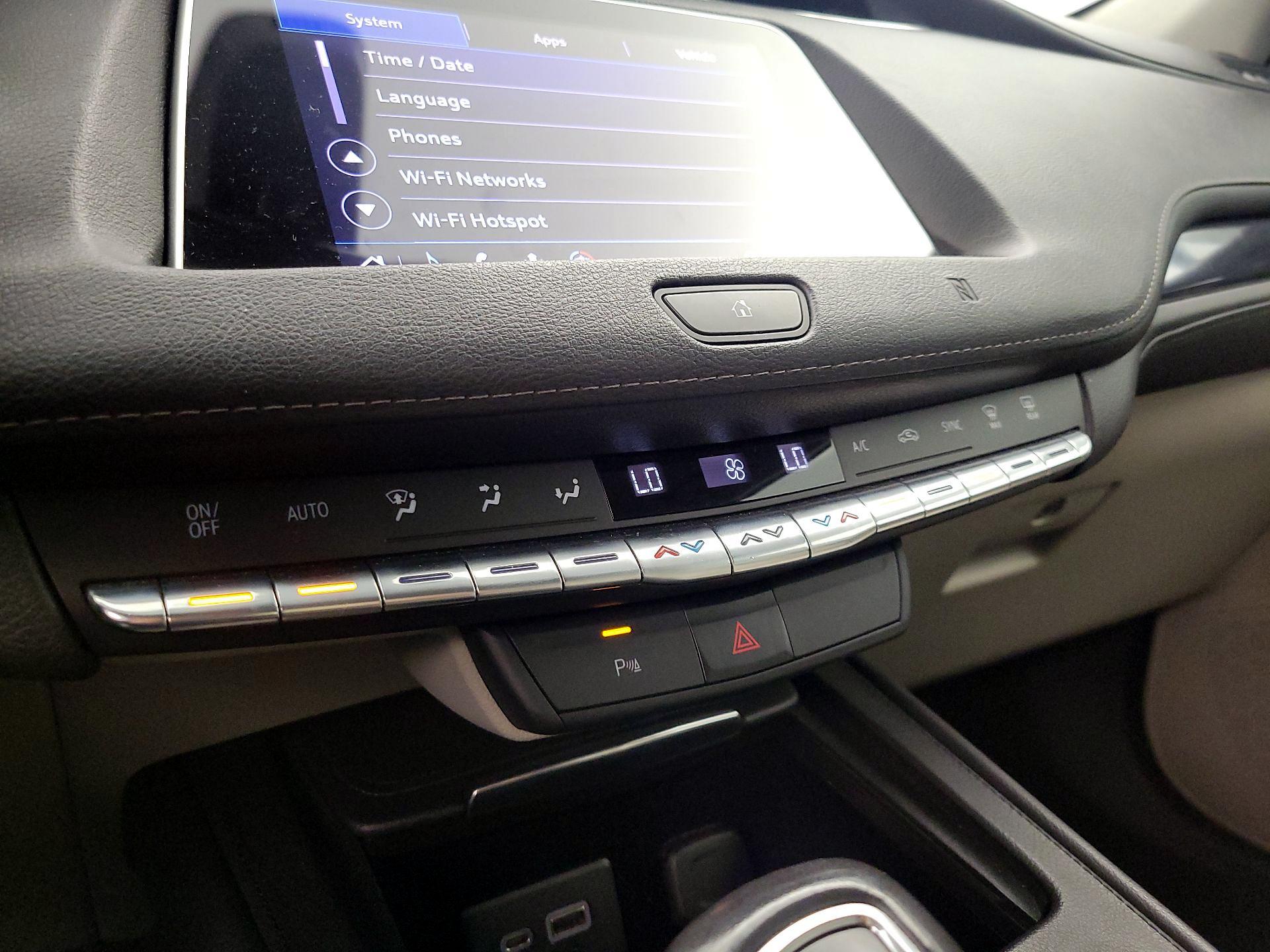 Thumbnail: 2019 Cadillac XT4 - 16