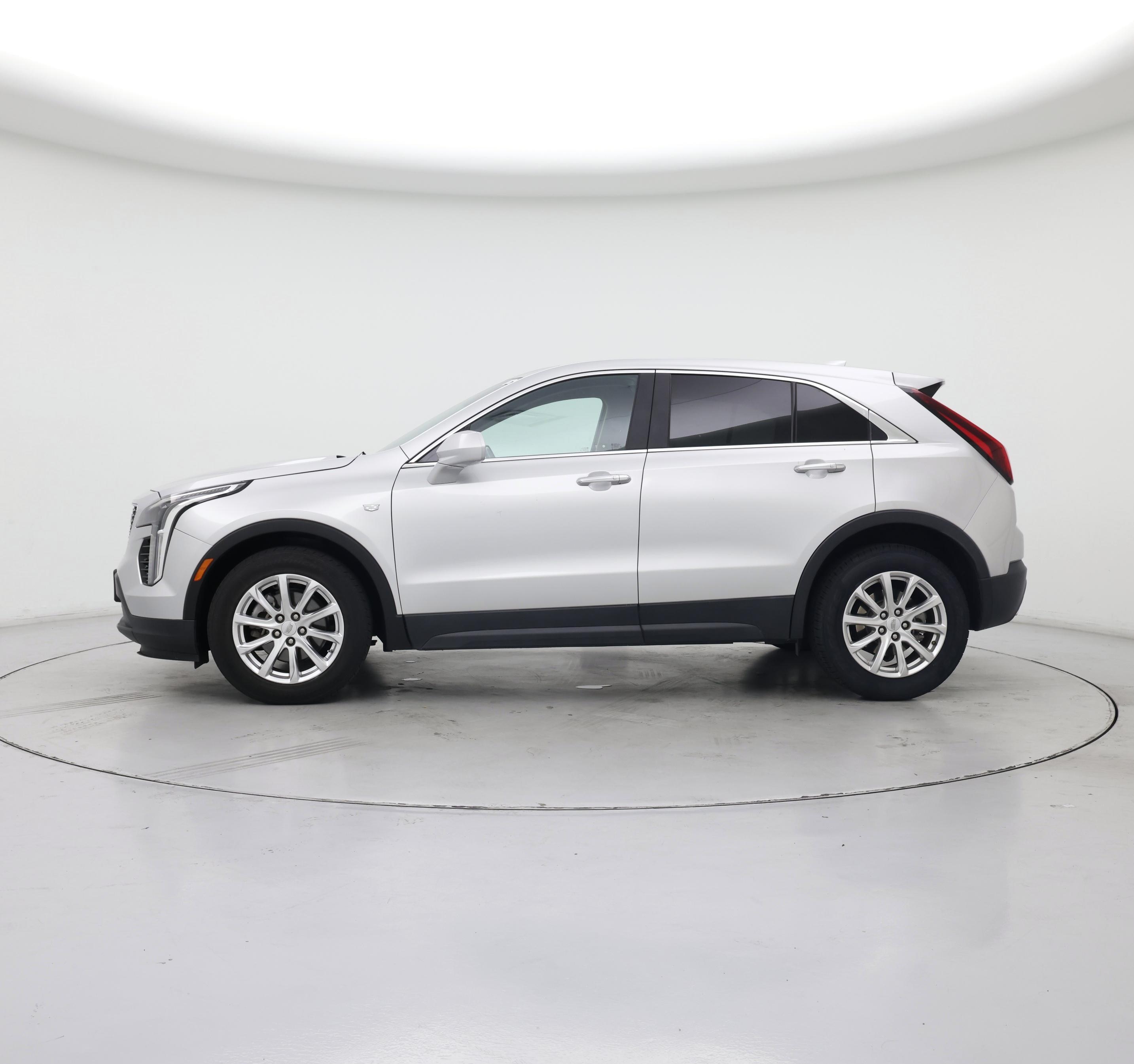 Thumbnail: 2019 Cadillac XT4 - 3